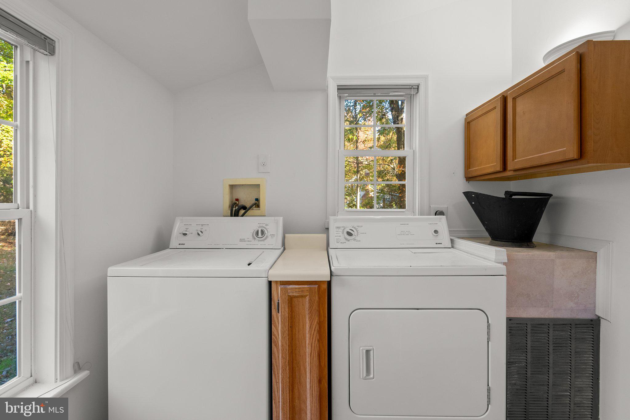 SHADY SIDE - Residential