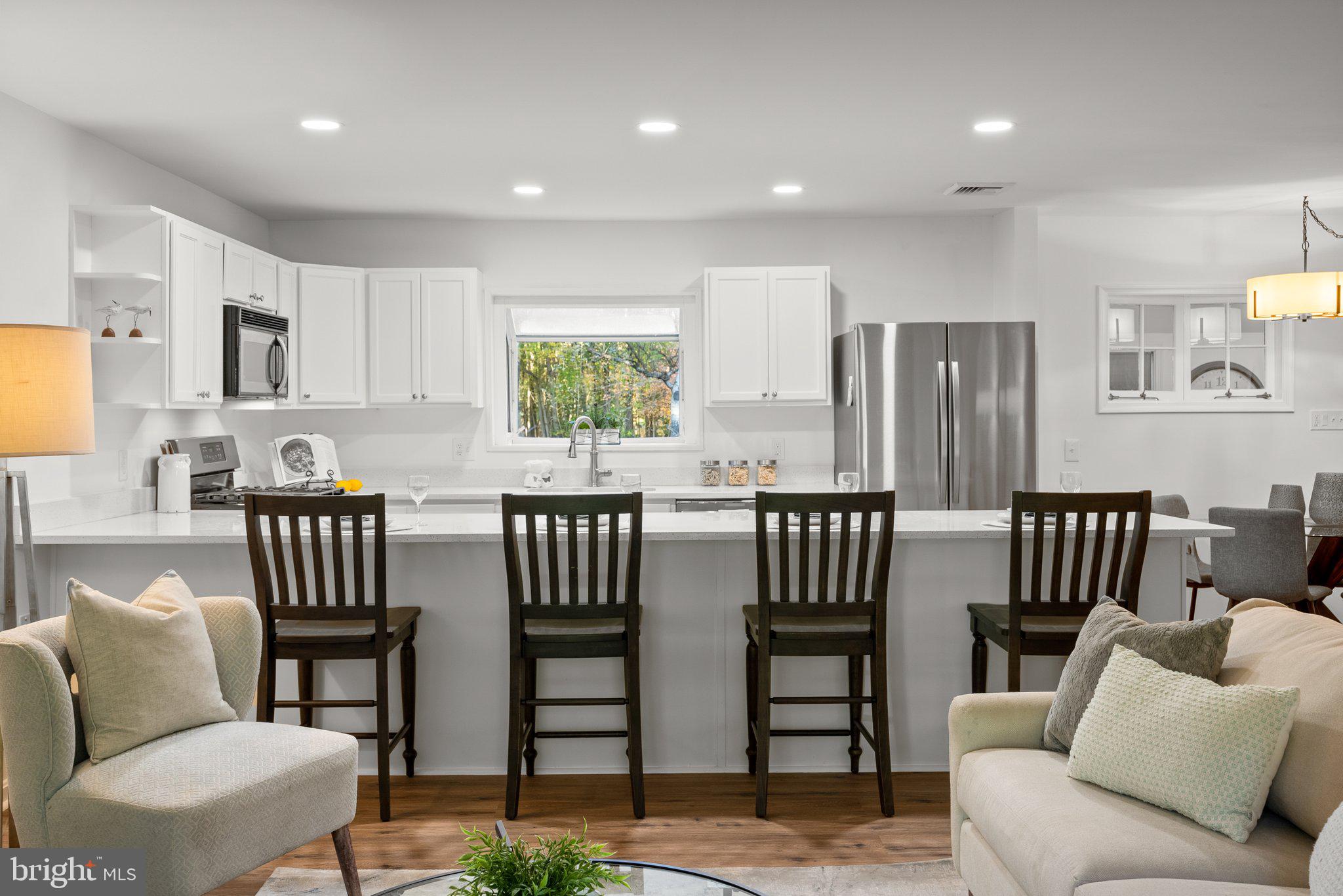 SHADY SIDE - Residential