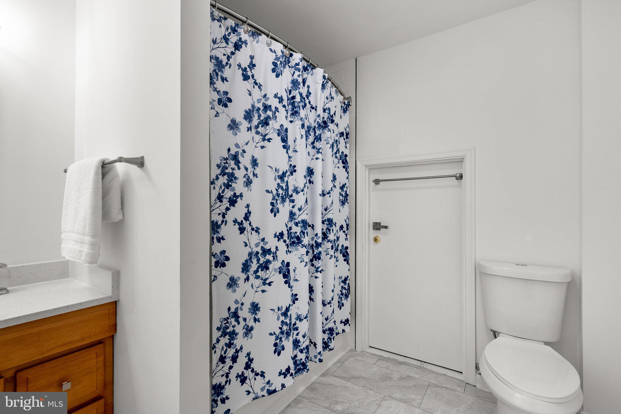 SHADY SIDE - Residential