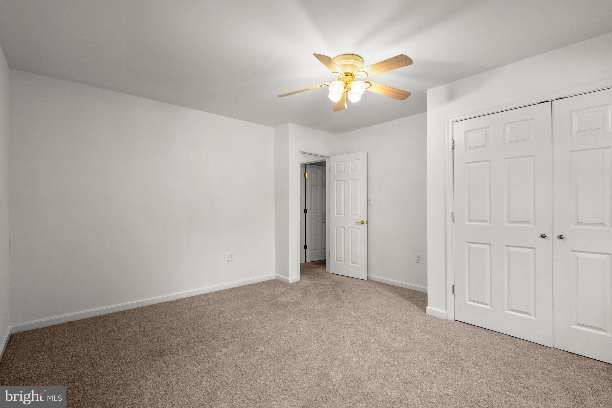 SHADY SIDE - Residential