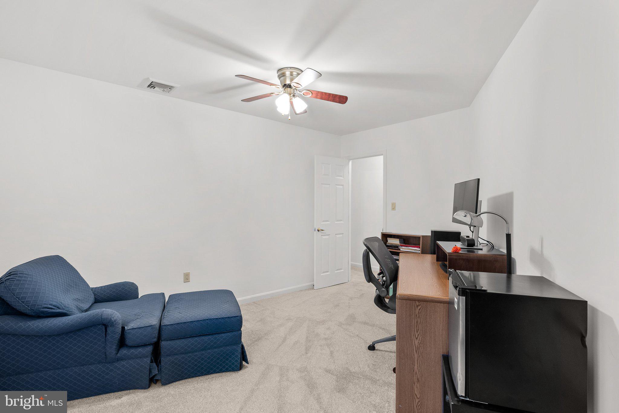 SHADY SIDE - Residential