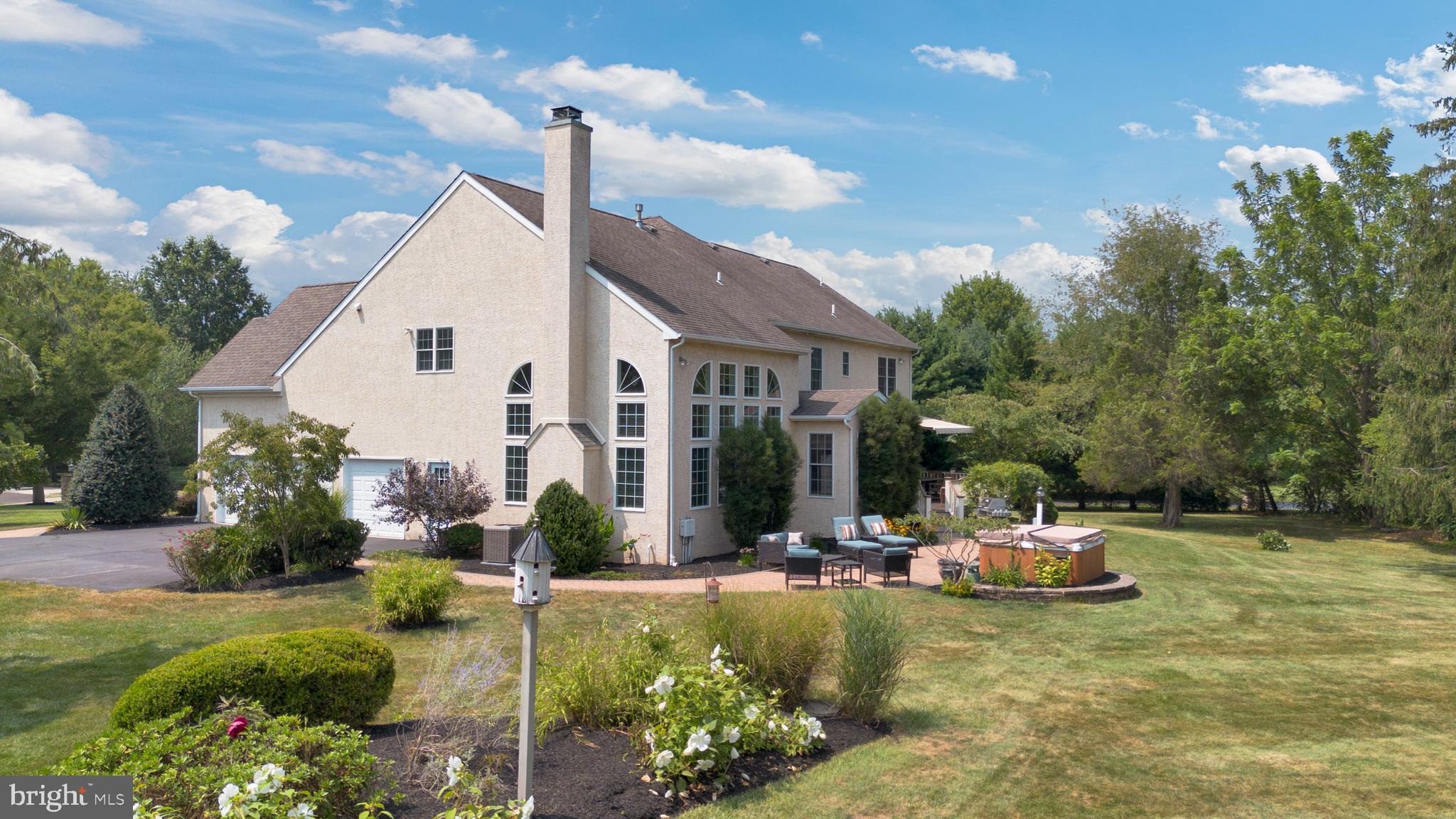 HARLEYSVILLE - Residential