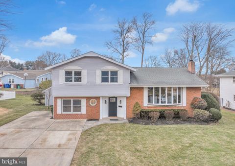 122 LEEDS ROAD MOUNT LAUREL NJ 08054