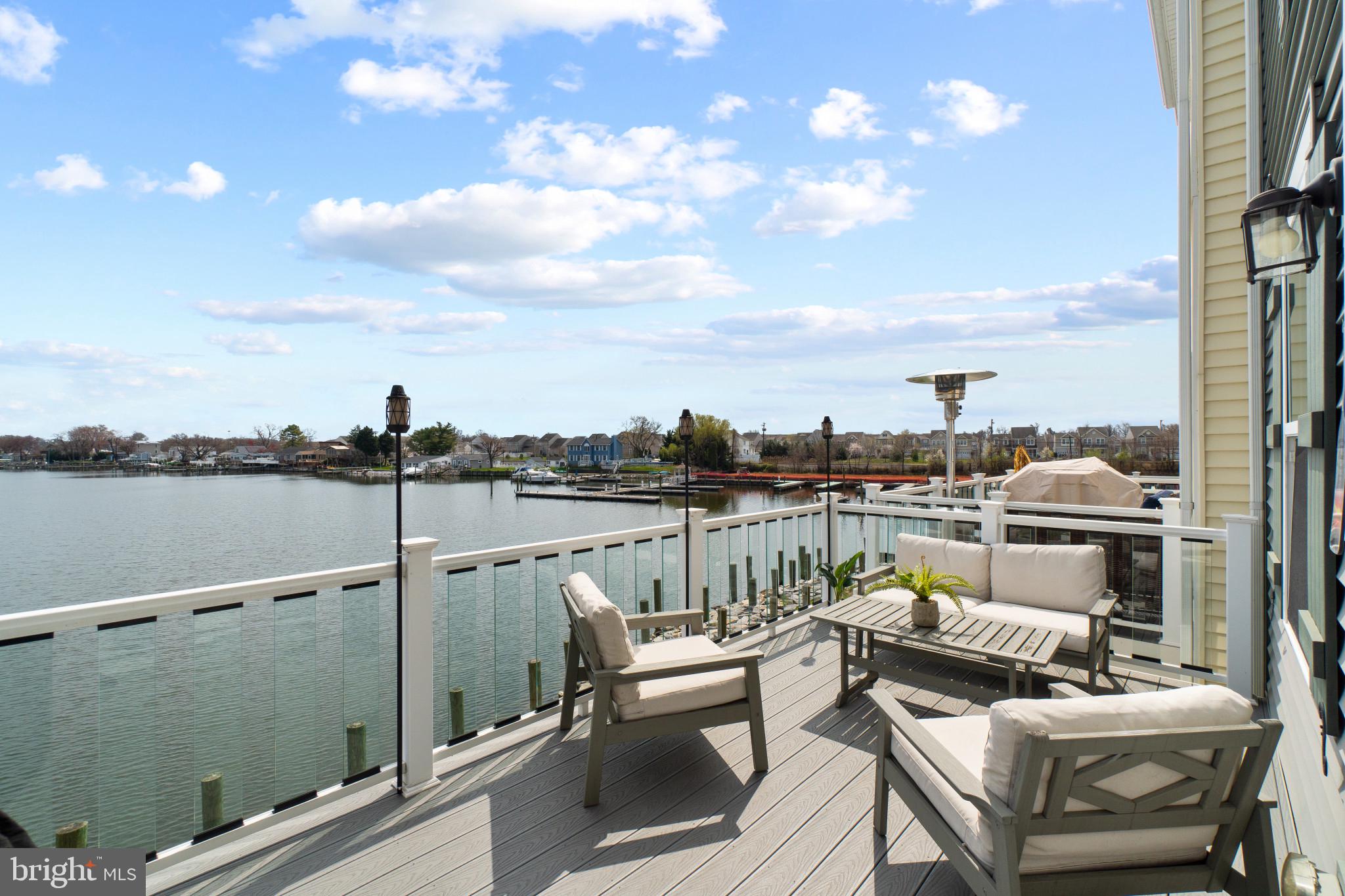 SHELTERED HARBOR - Residential