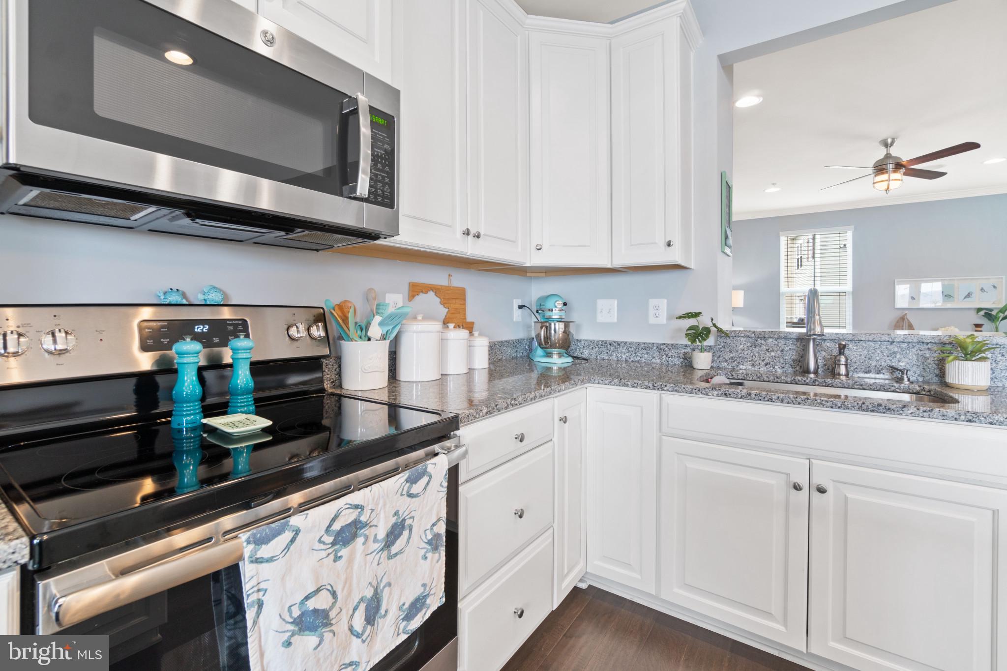 SHELTERED HARBOR - Residential