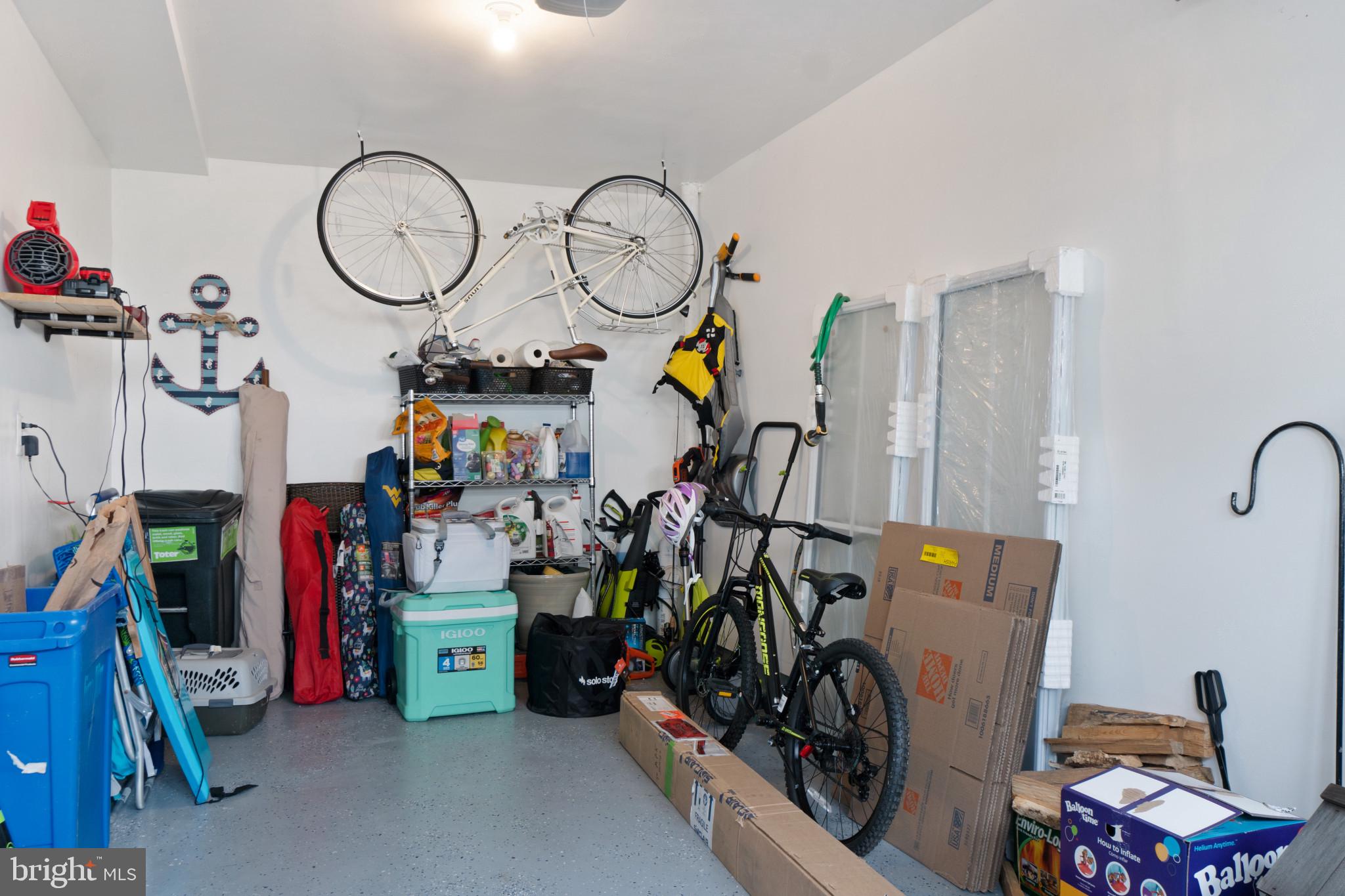 SHELTERED HARBOR - Residential