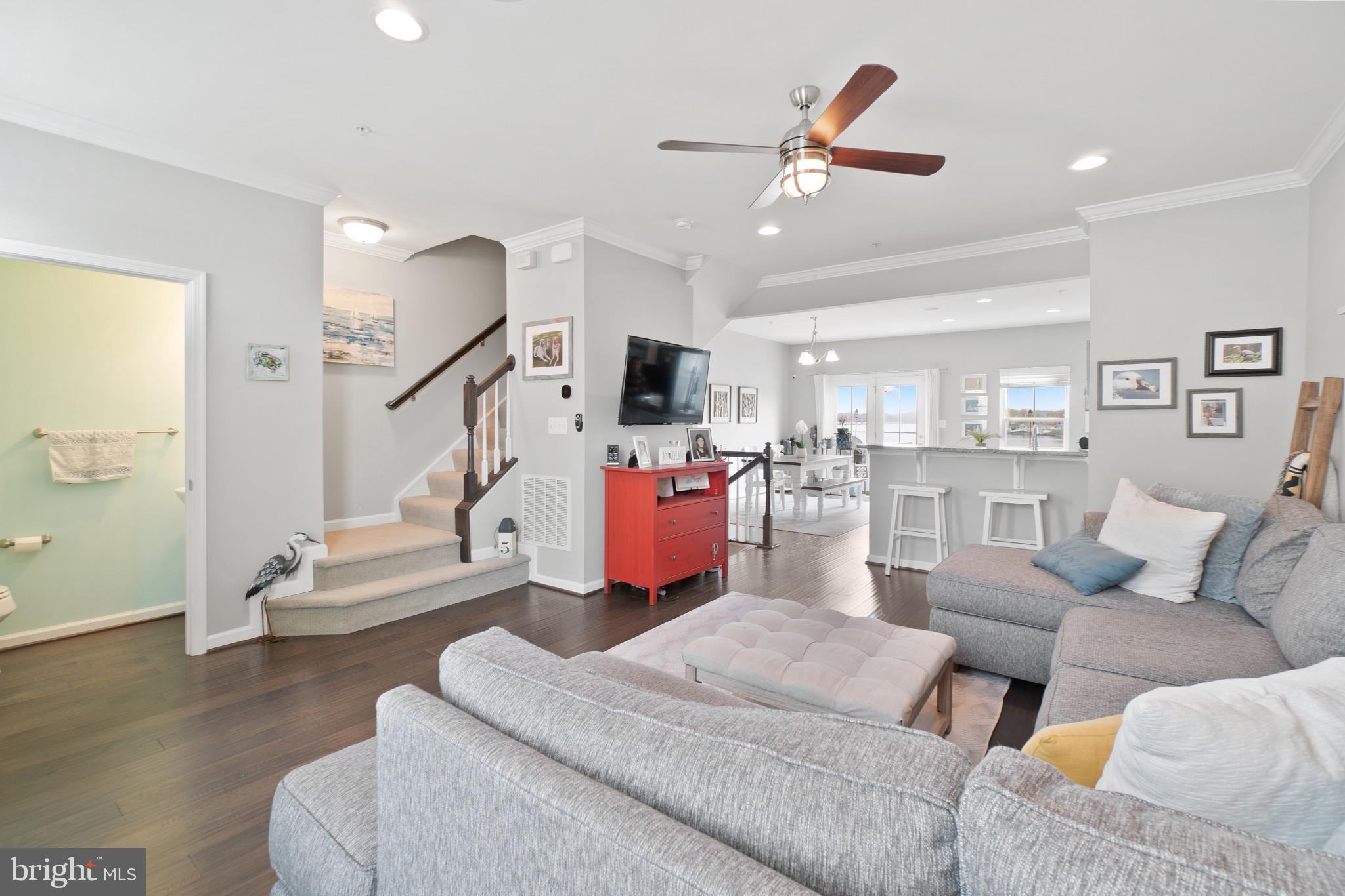 SHELTERED HARBOR - Residential