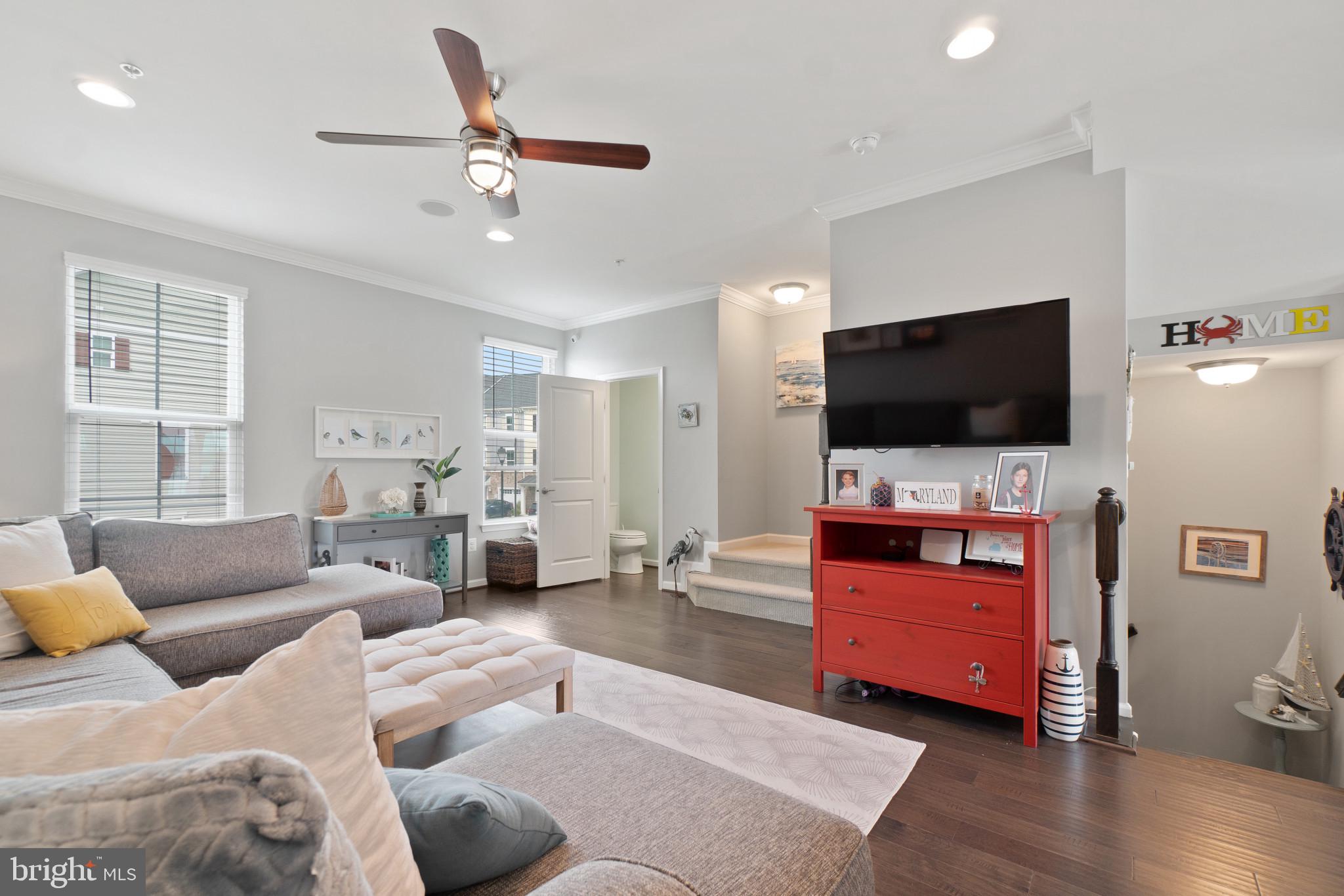 SHELTERED HARBOR - Residential