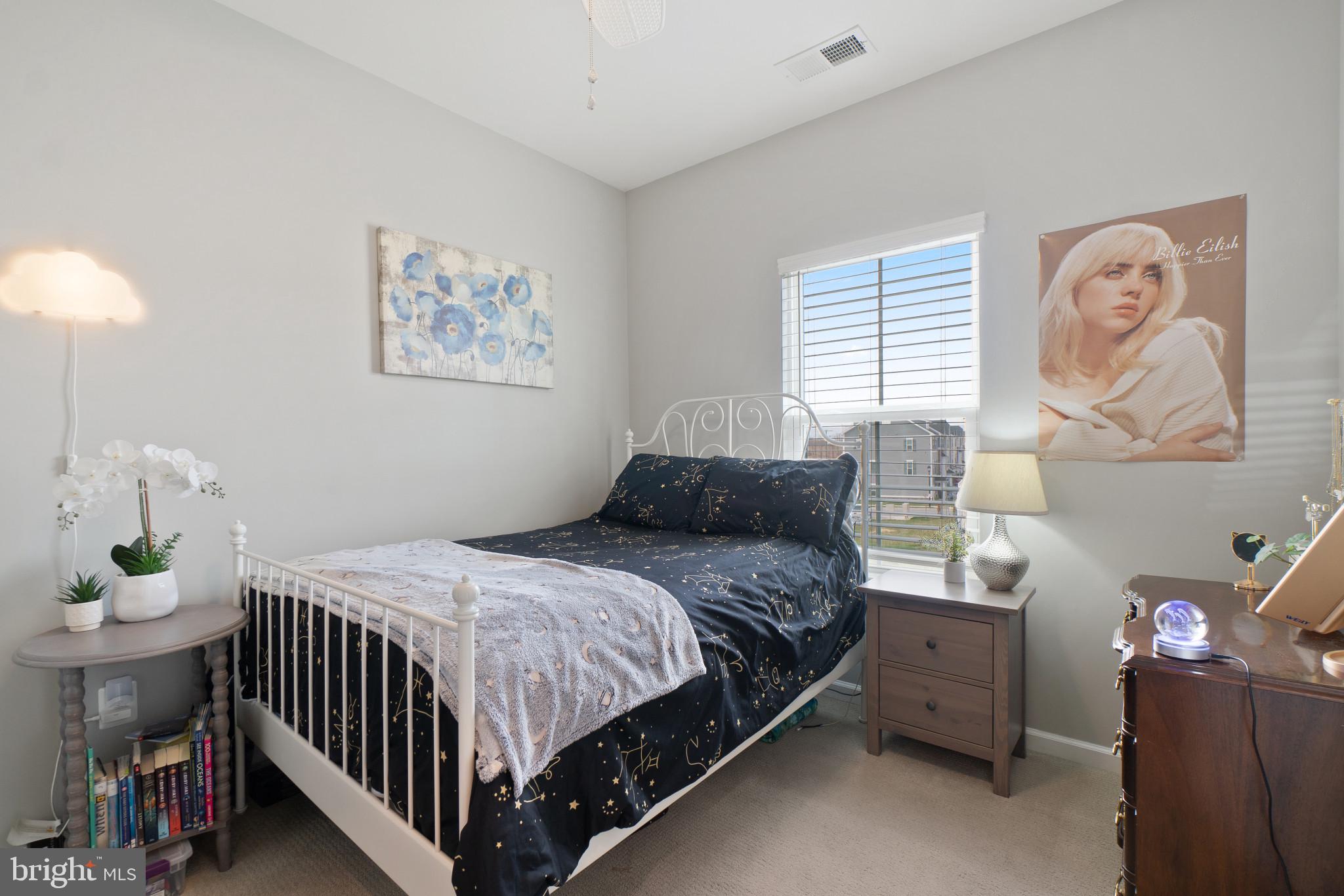 SHELTERED HARBOR - Residential