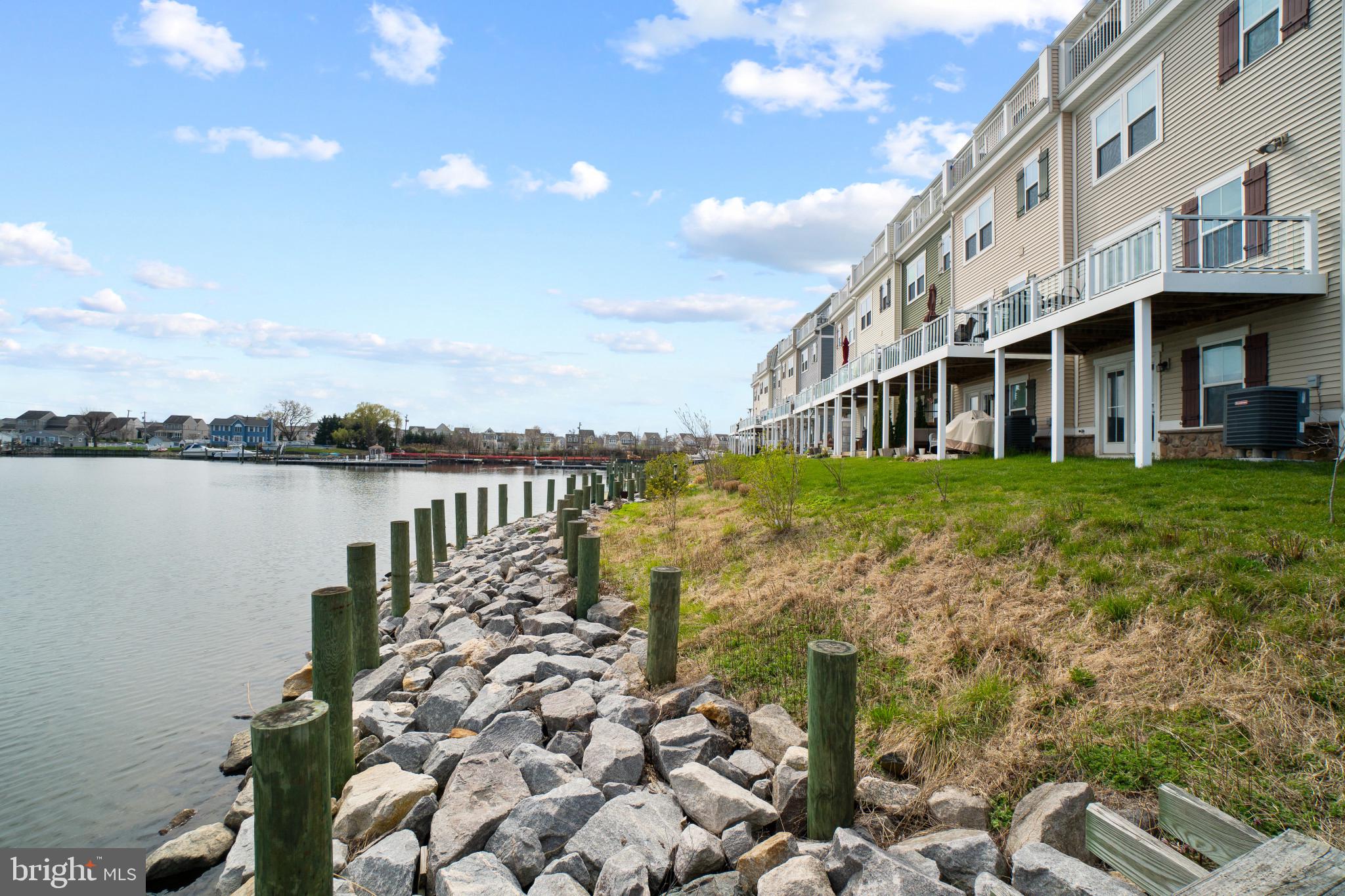 SHELTERED HARBOR - Residential