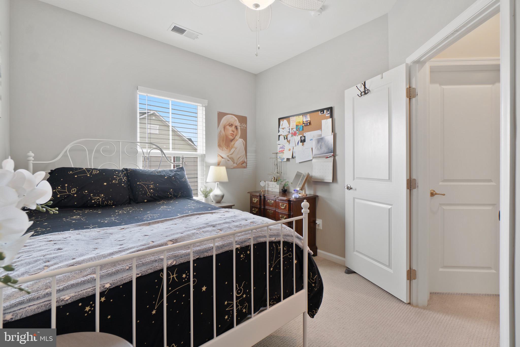 SHELTERED HARBOR - Residential