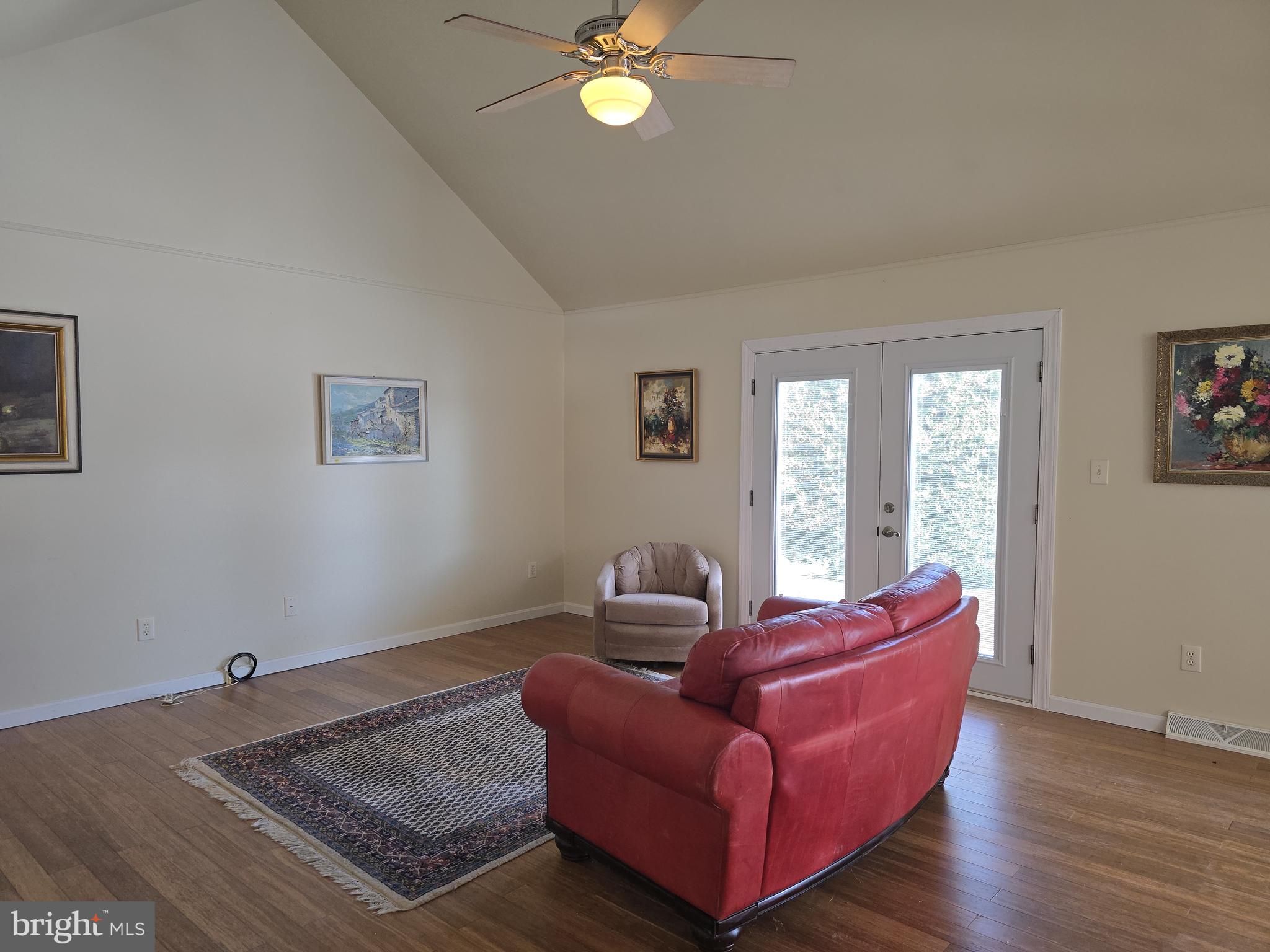 WOODFIELD - Residential