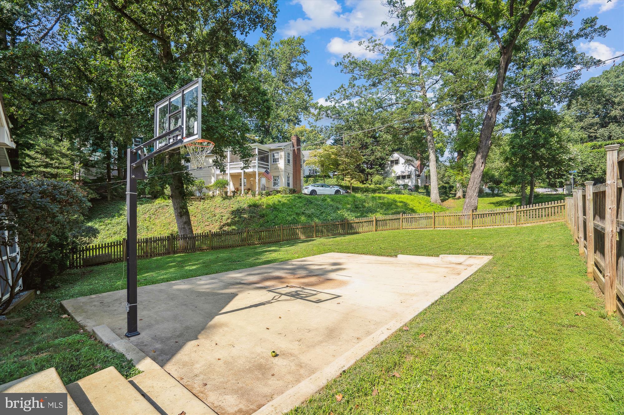 WEEMS CREEK - Residential