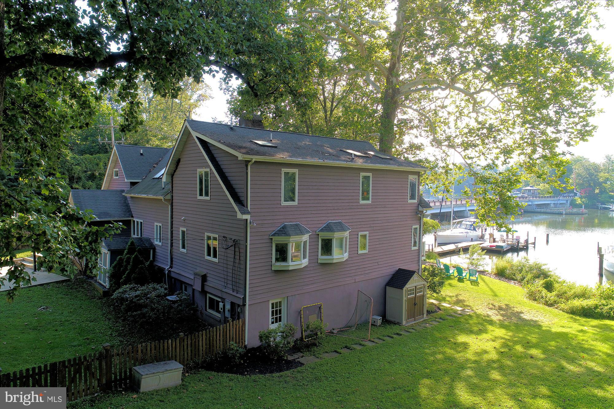 WEEMS CREEK - Residential