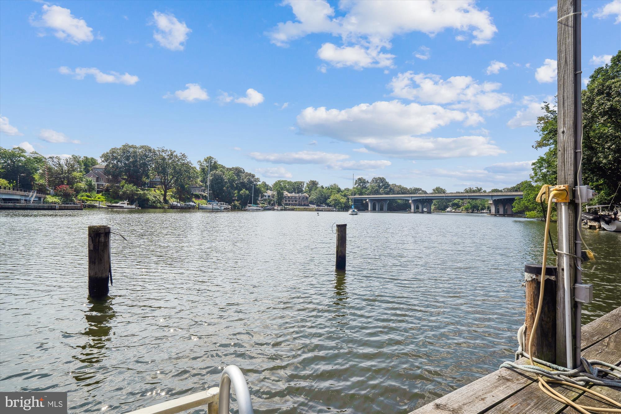 WEEMS CREEK - Residential