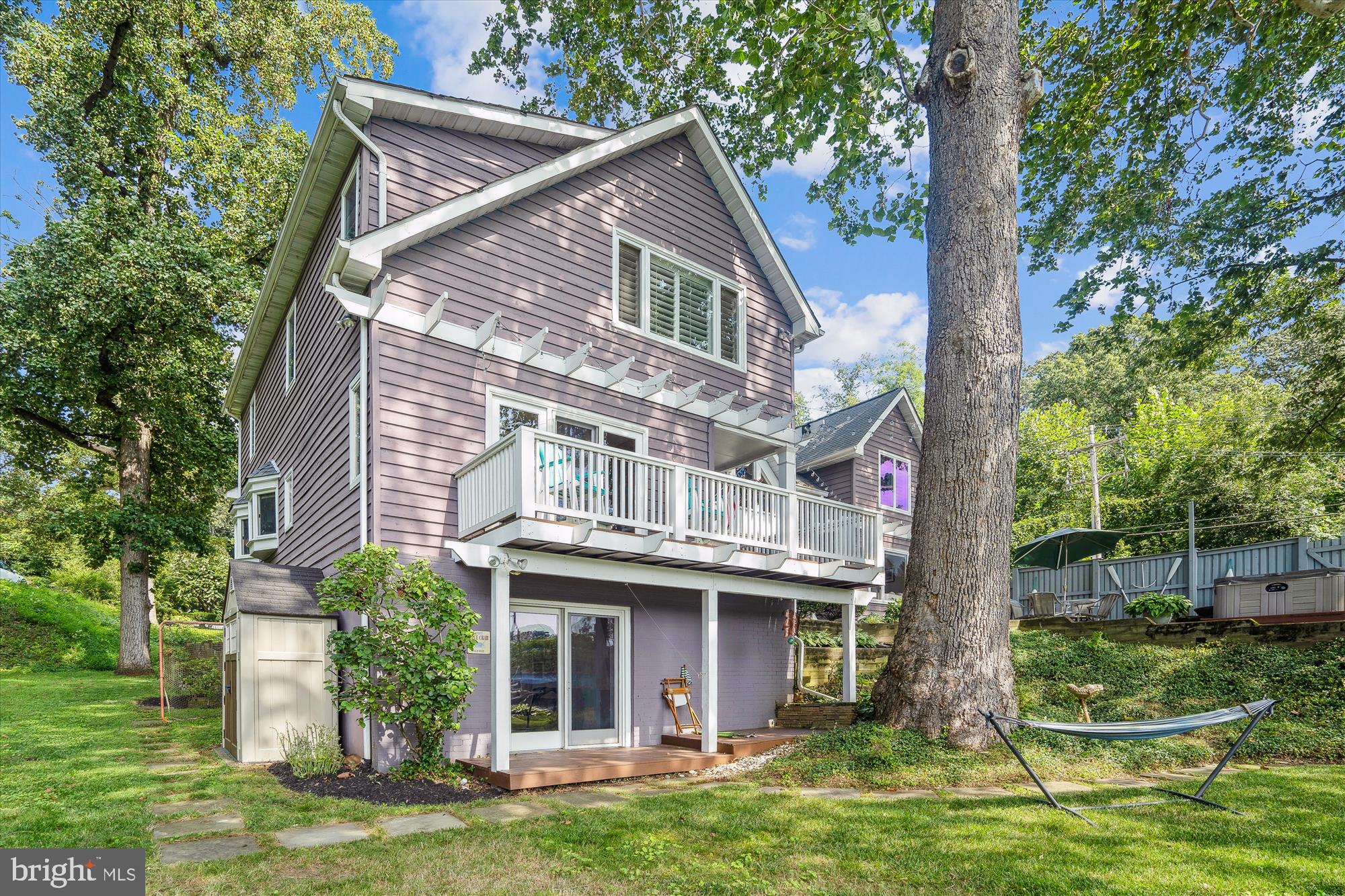 WEEMS CREEK - Residential