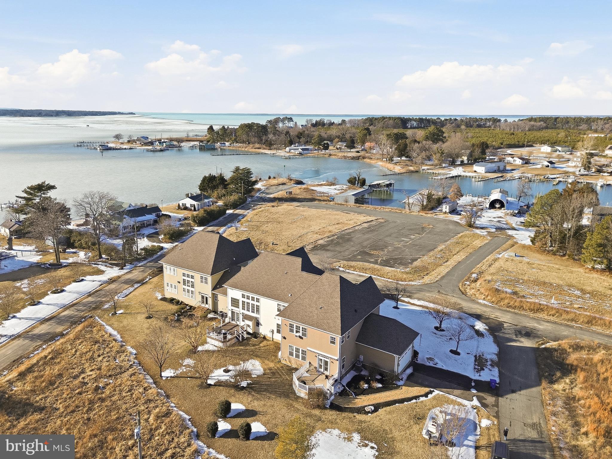 BRANSON COVE - Residential