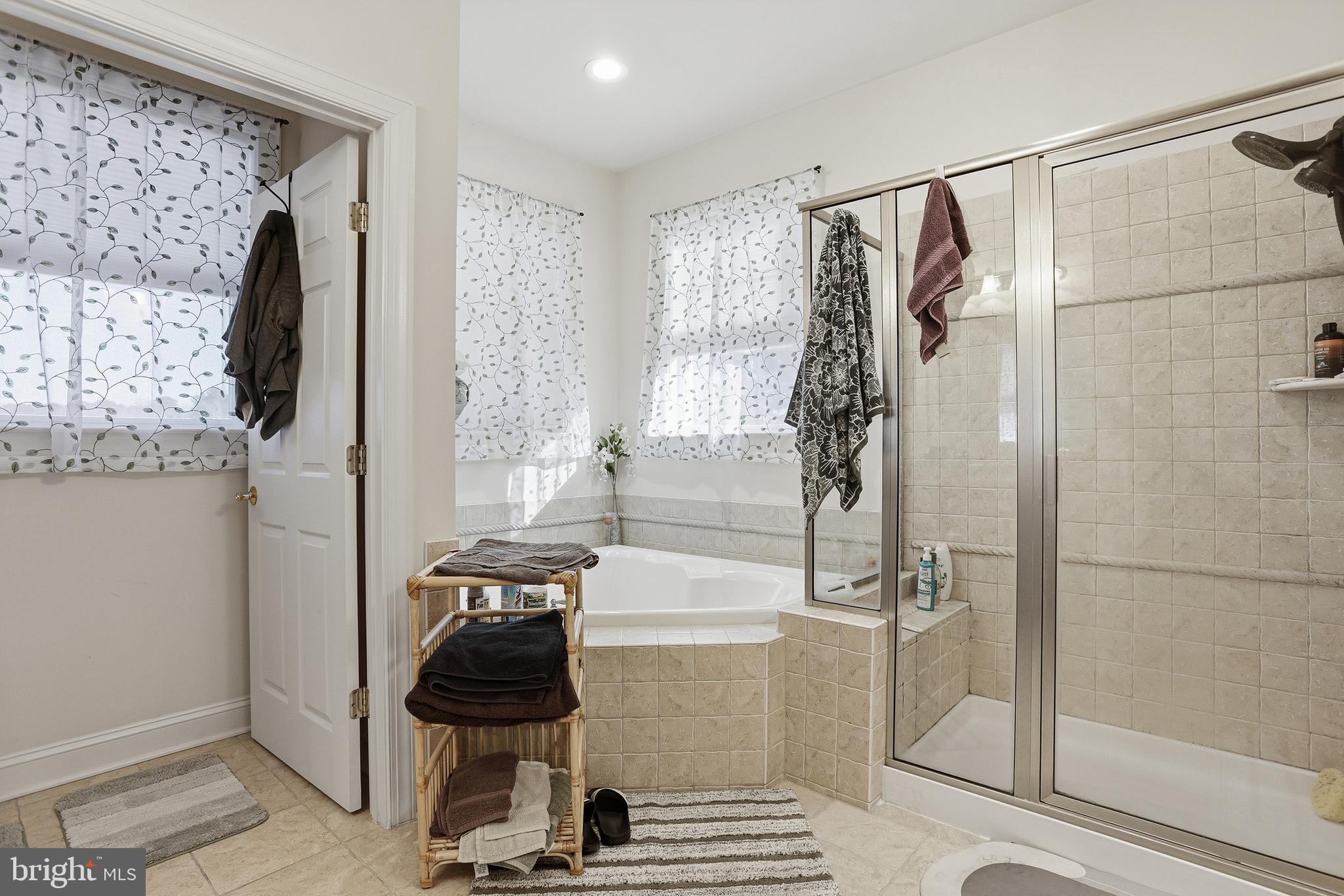 BRANSON COVE - Residential