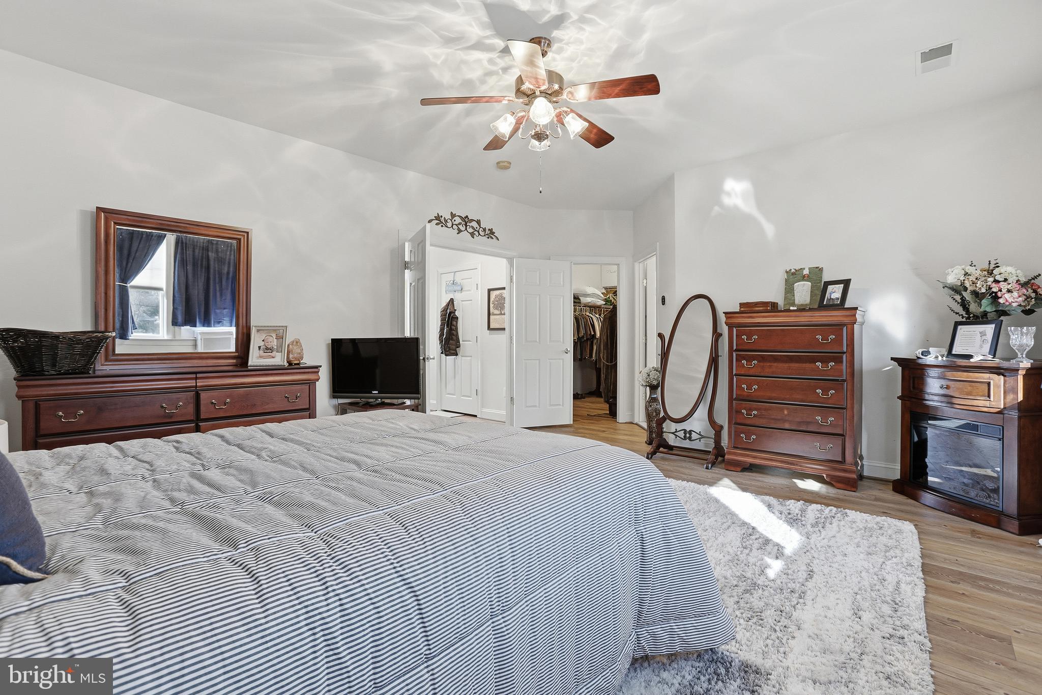 BRANSON COVE - Residential