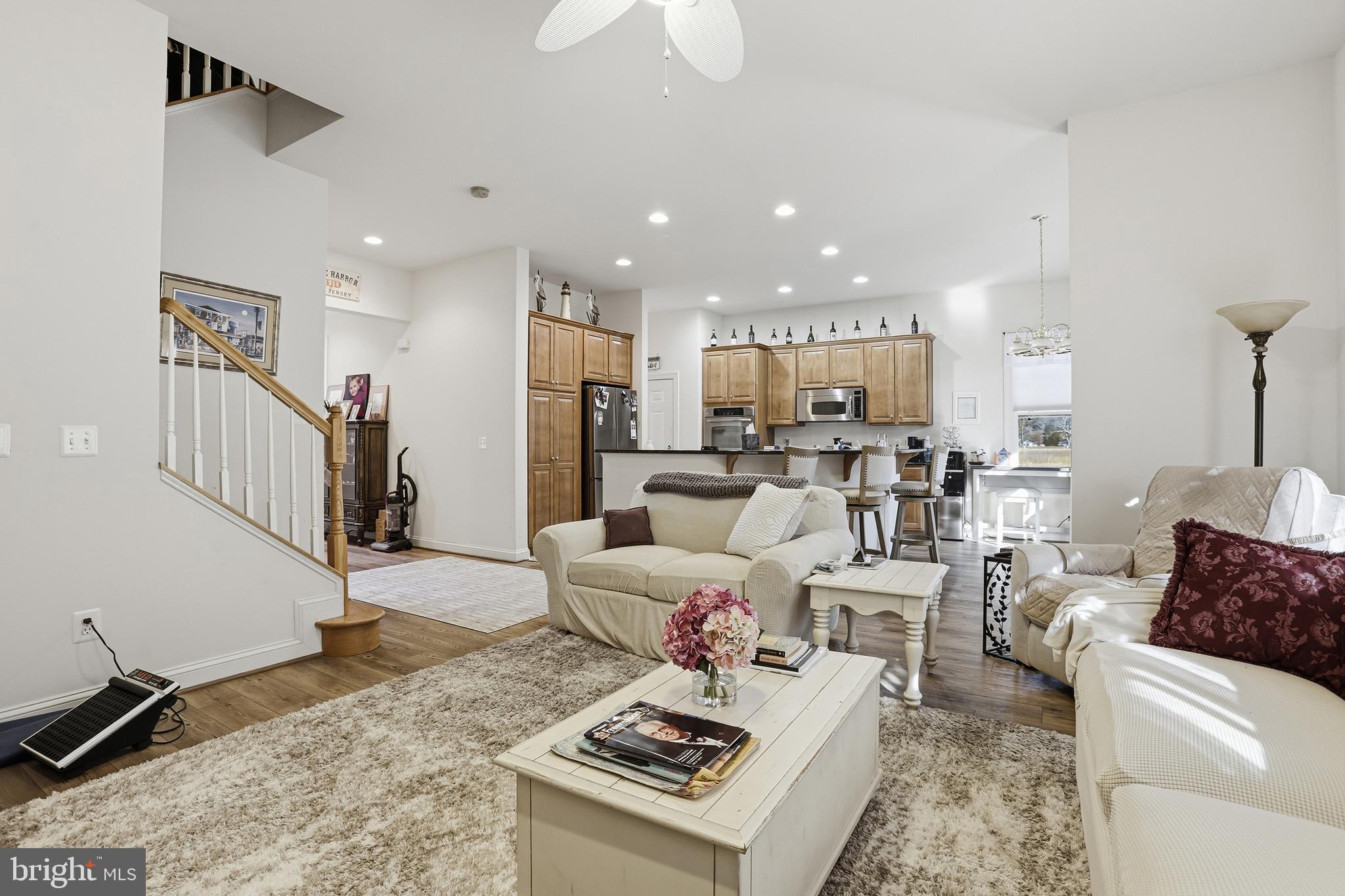 BRANSON COVE - Residential