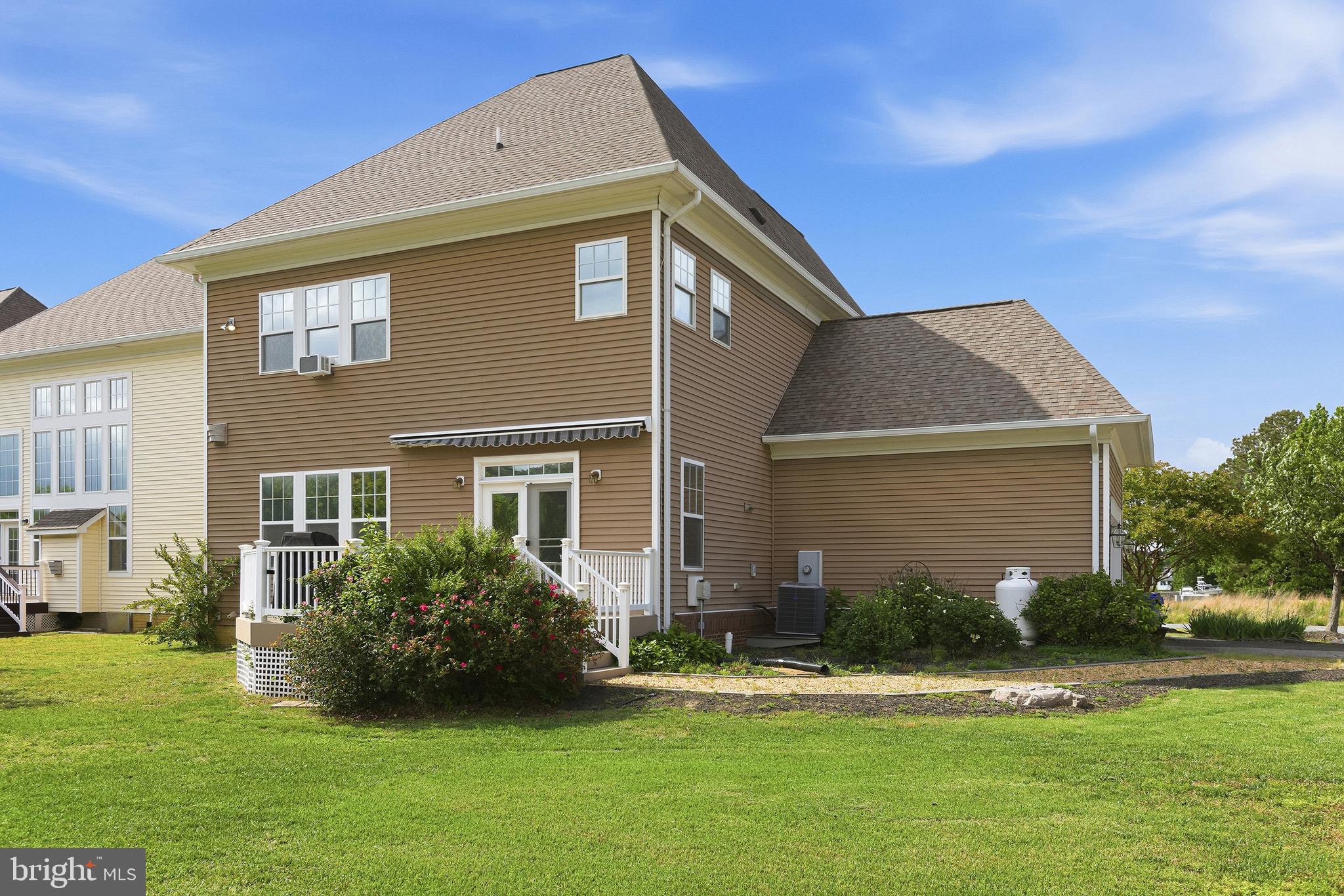 BRANSON COVE - Residential