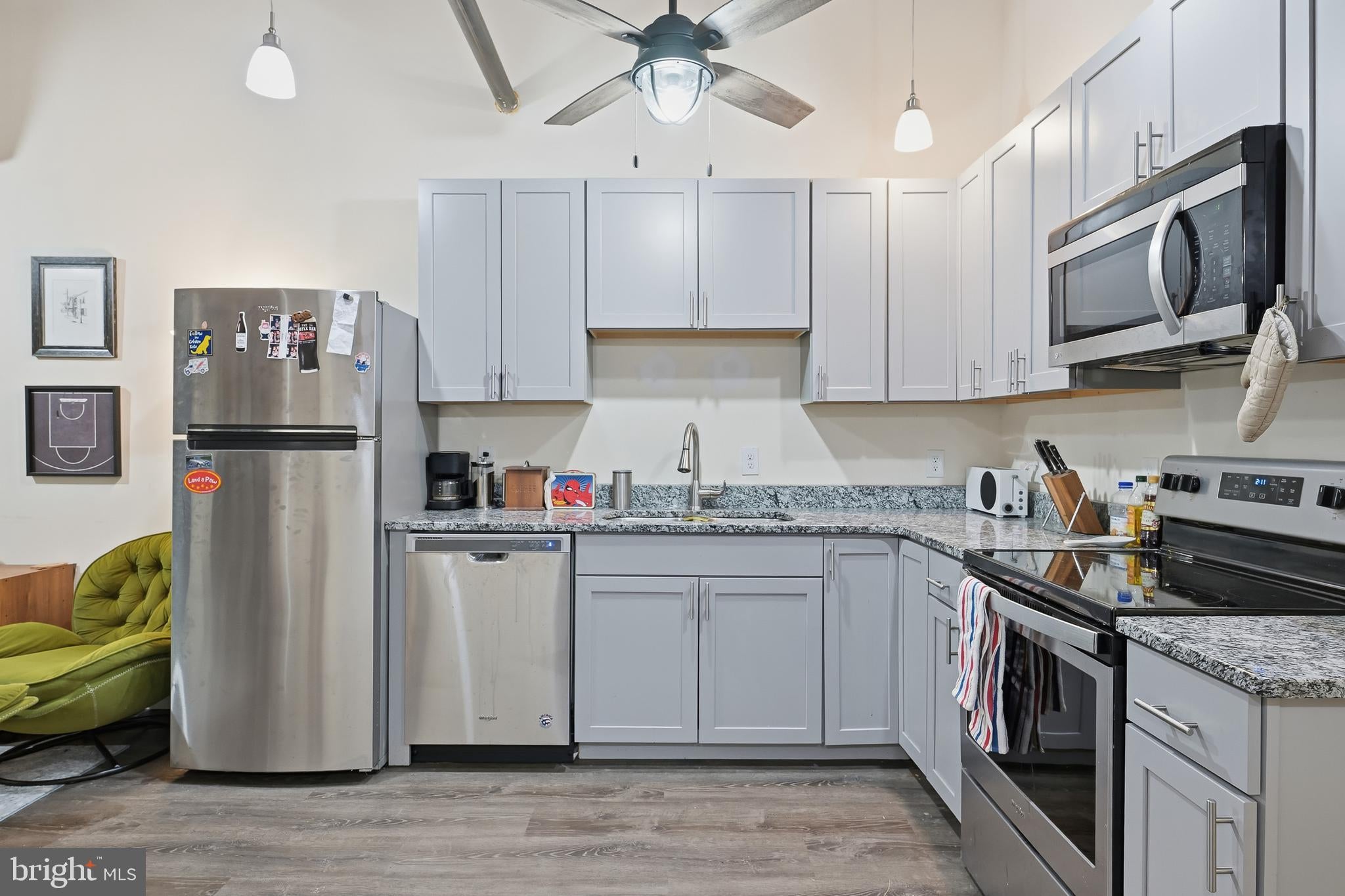 833 N MARKET STREET 302