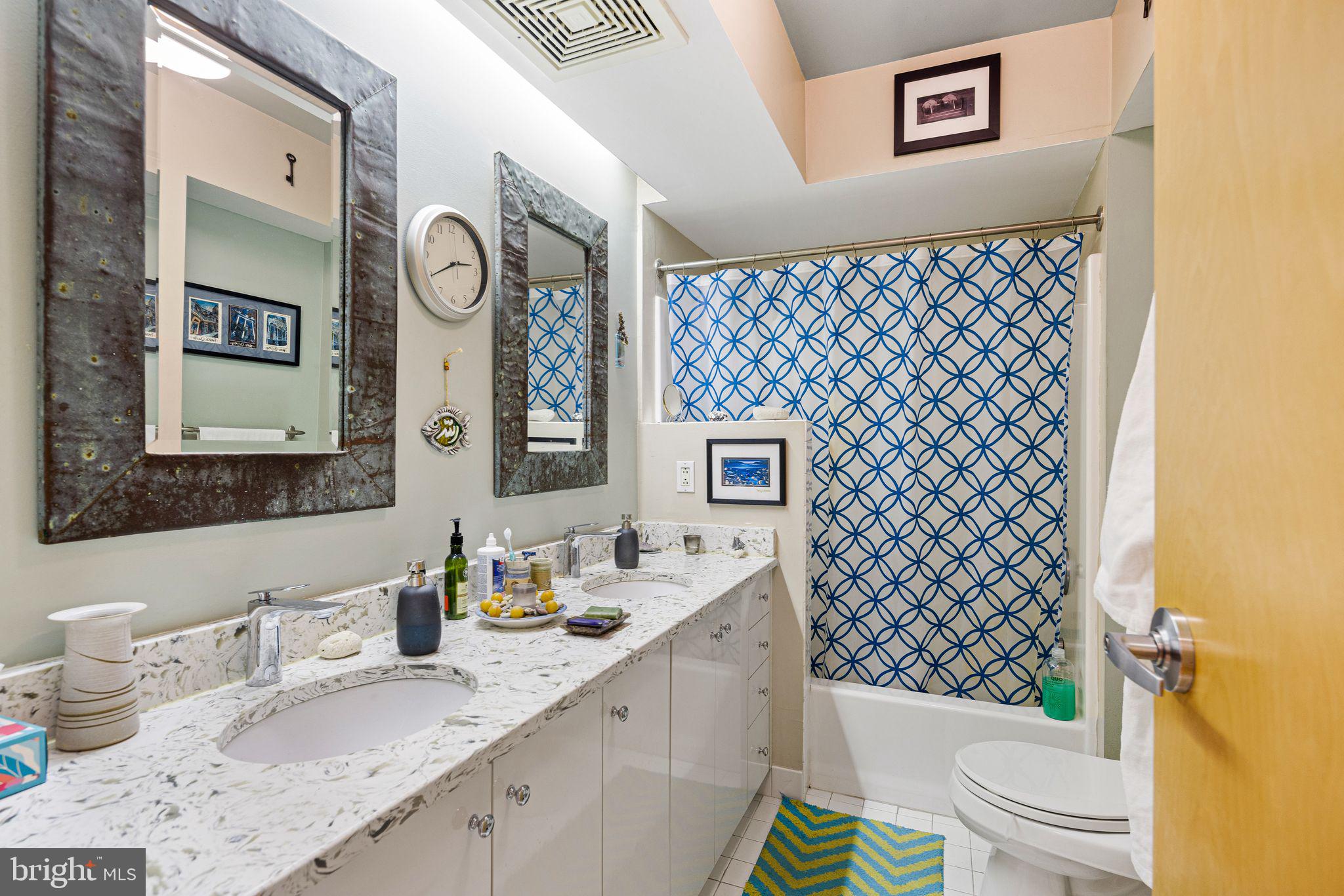 OLD CITY - Residential