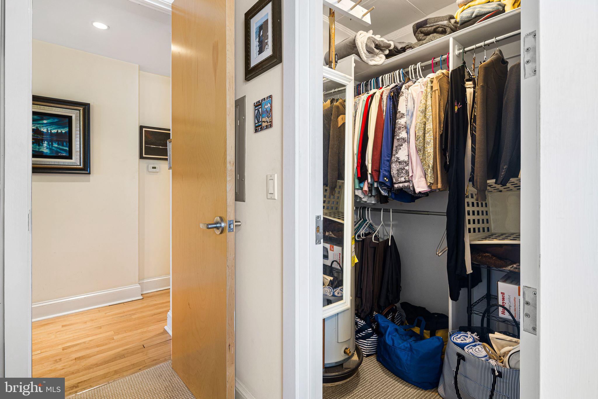 OLD CITY - Residential