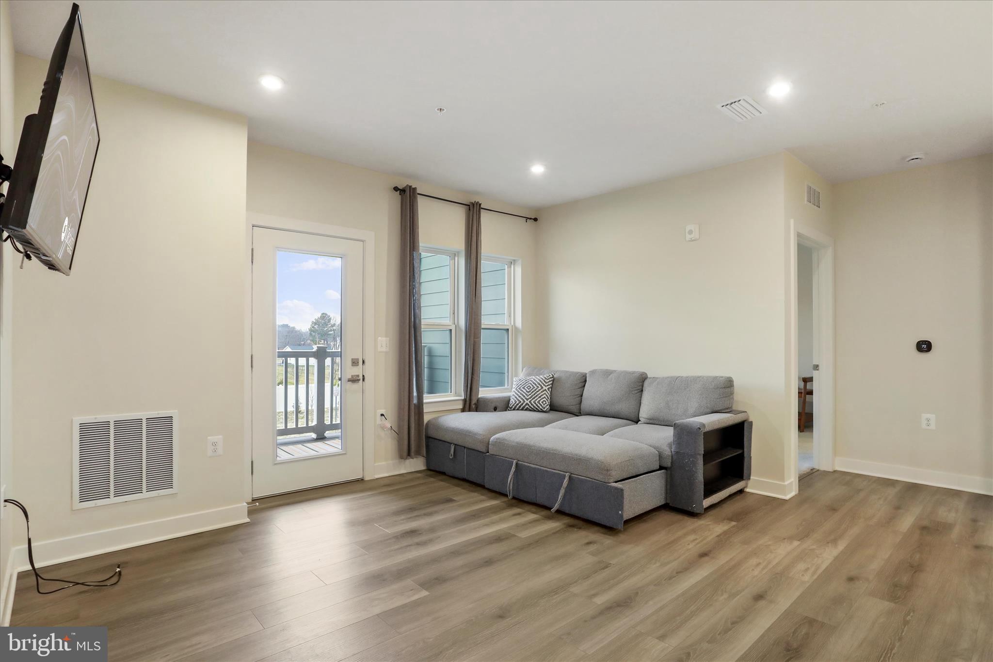 WINCHESTER LANDING - Residential