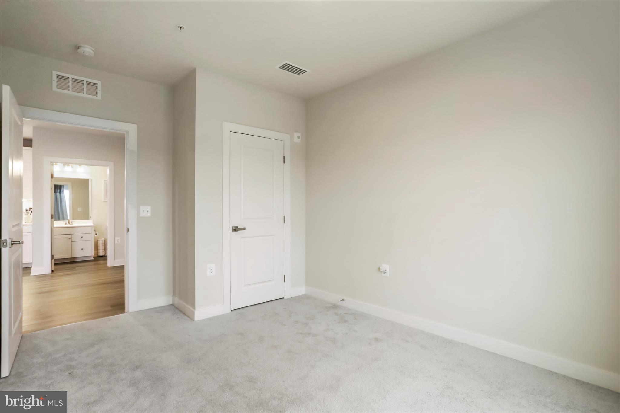 WINCHESTER LANDING - Residential