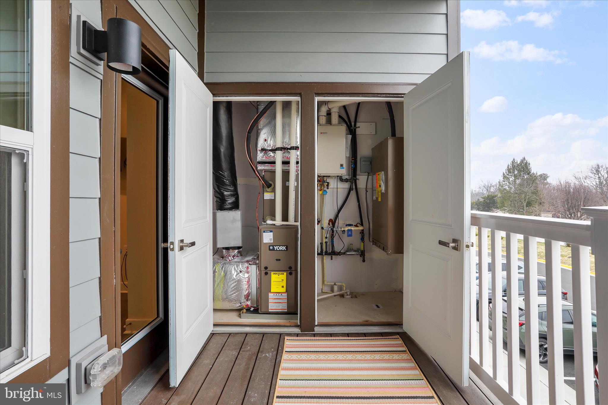 WINCHESTER LANDING - Residential