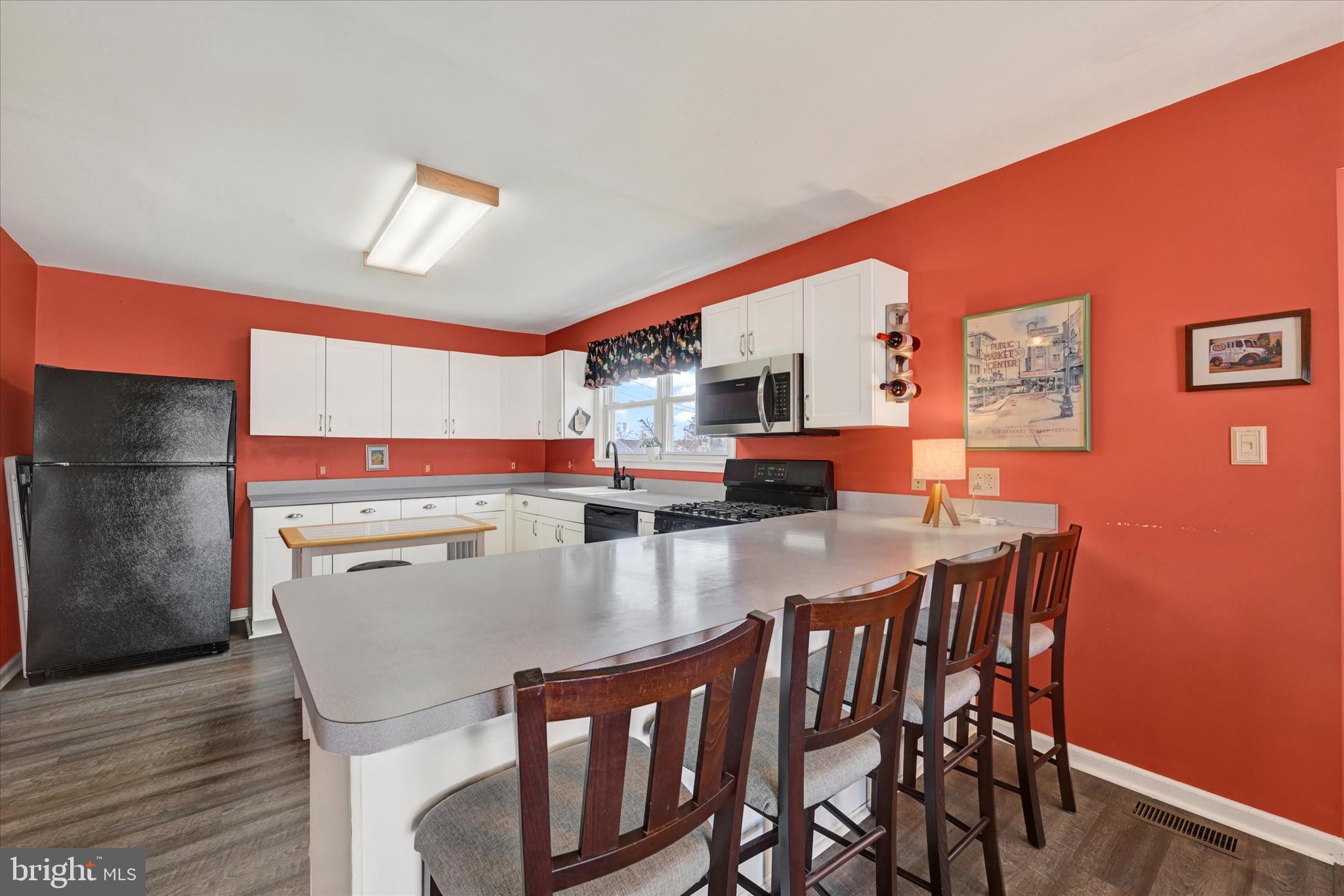 CARNEY/PARKVILLE - Residential