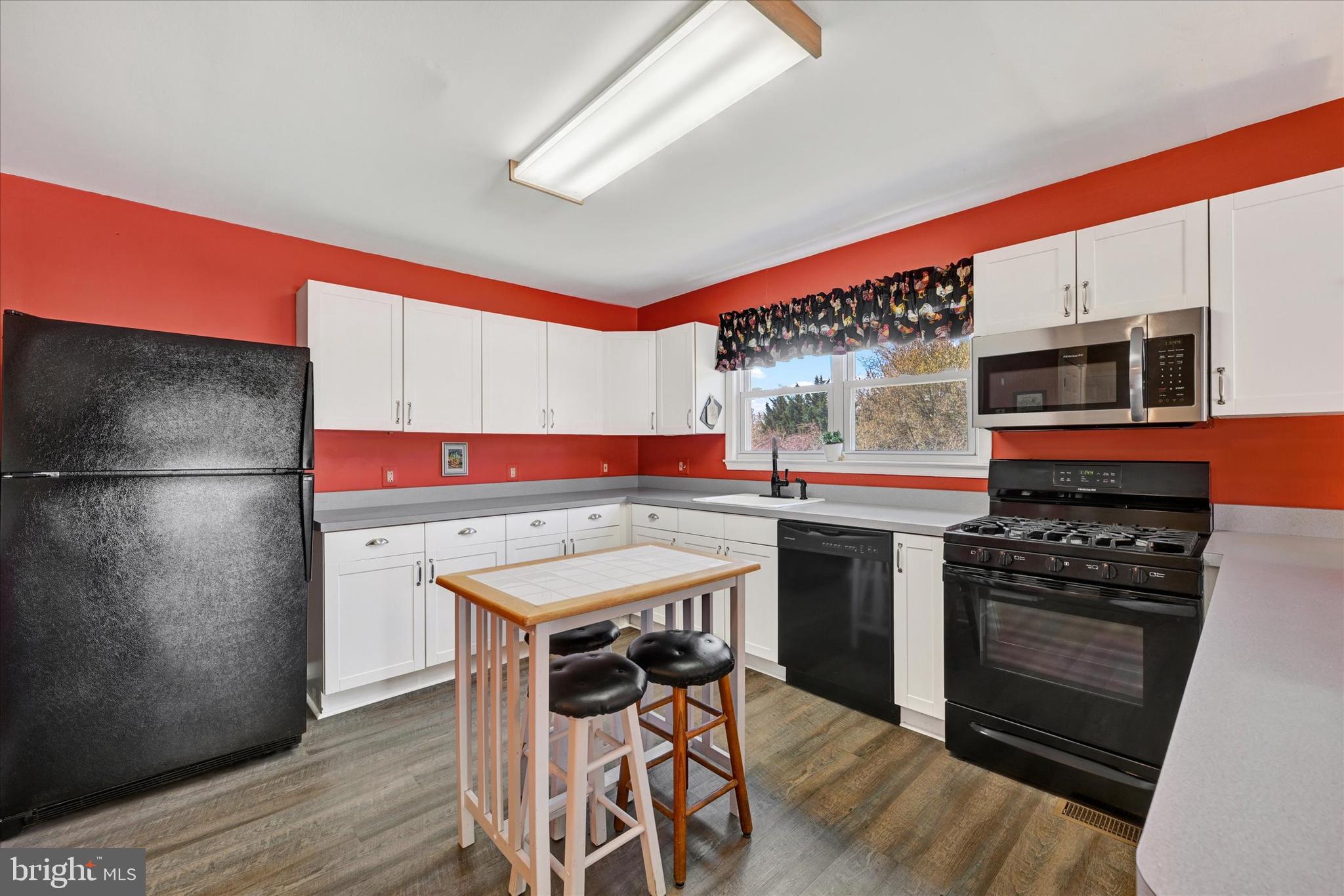 CARNEY/PARKVILLE - Residential