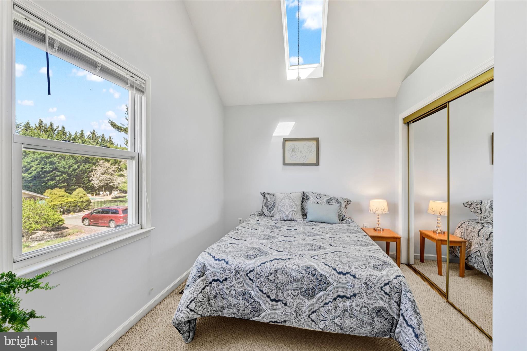 CARNEY/PARKVILLE - Residential