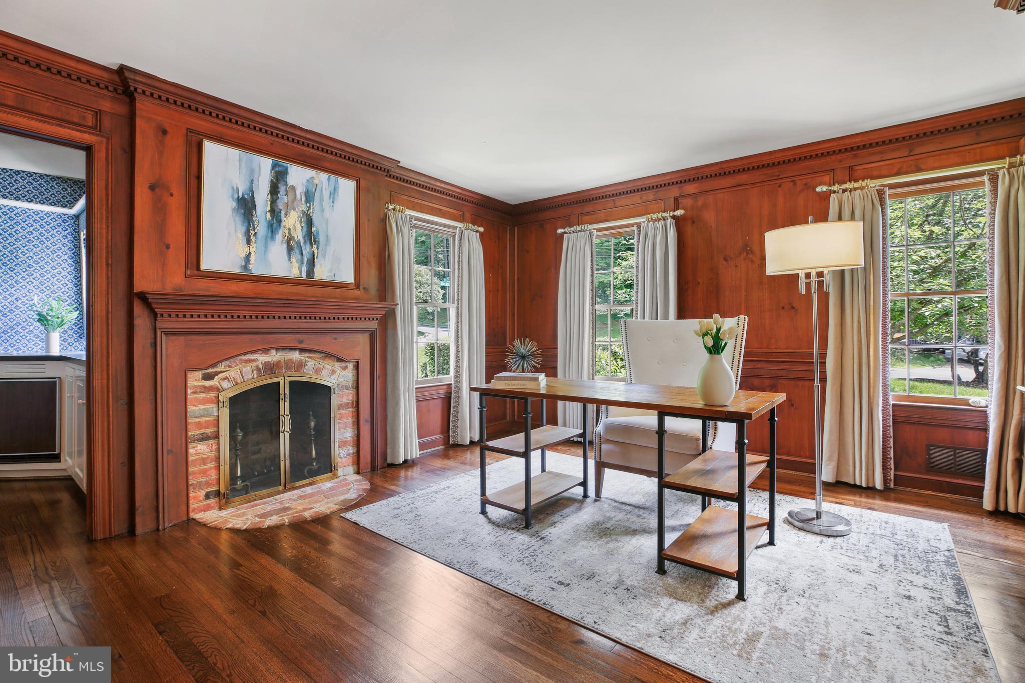 BRADLEY HILLS GROVE - Residential