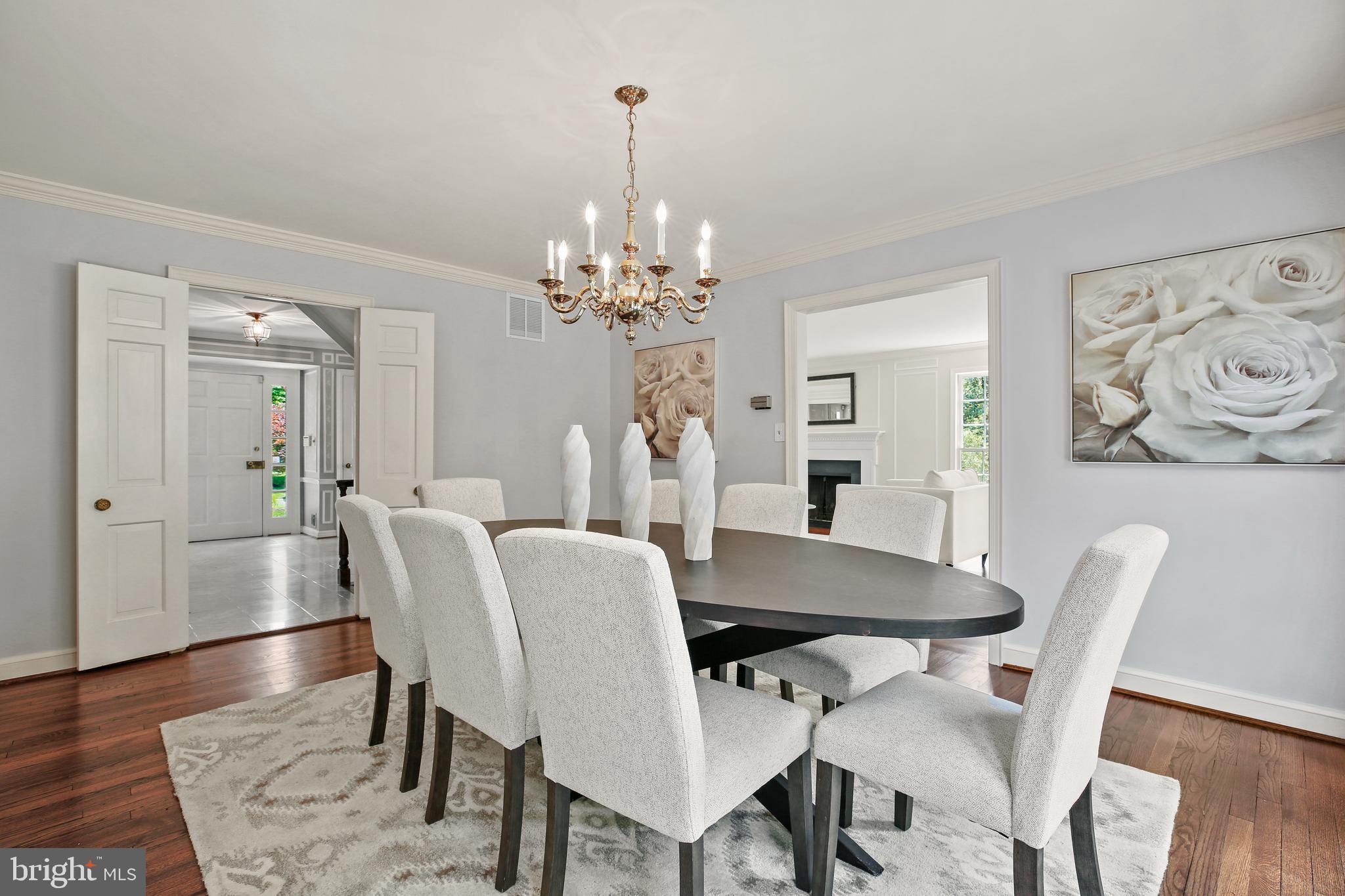 BRADLEY HILLS GROVE - Residential