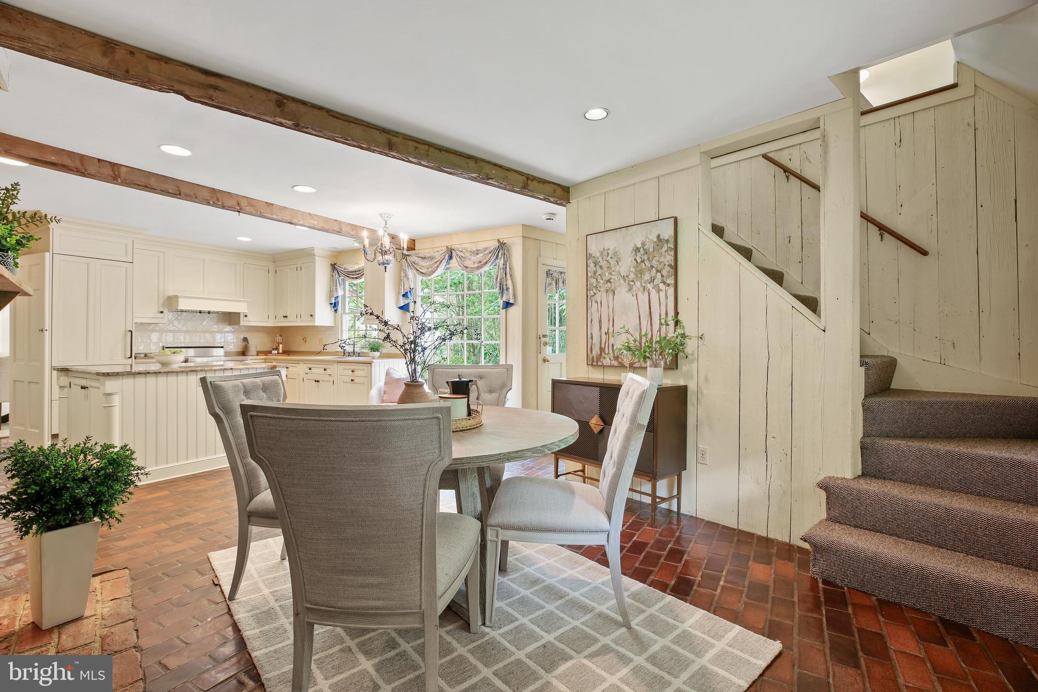 BRADLEY HILLS GROVE - Residential