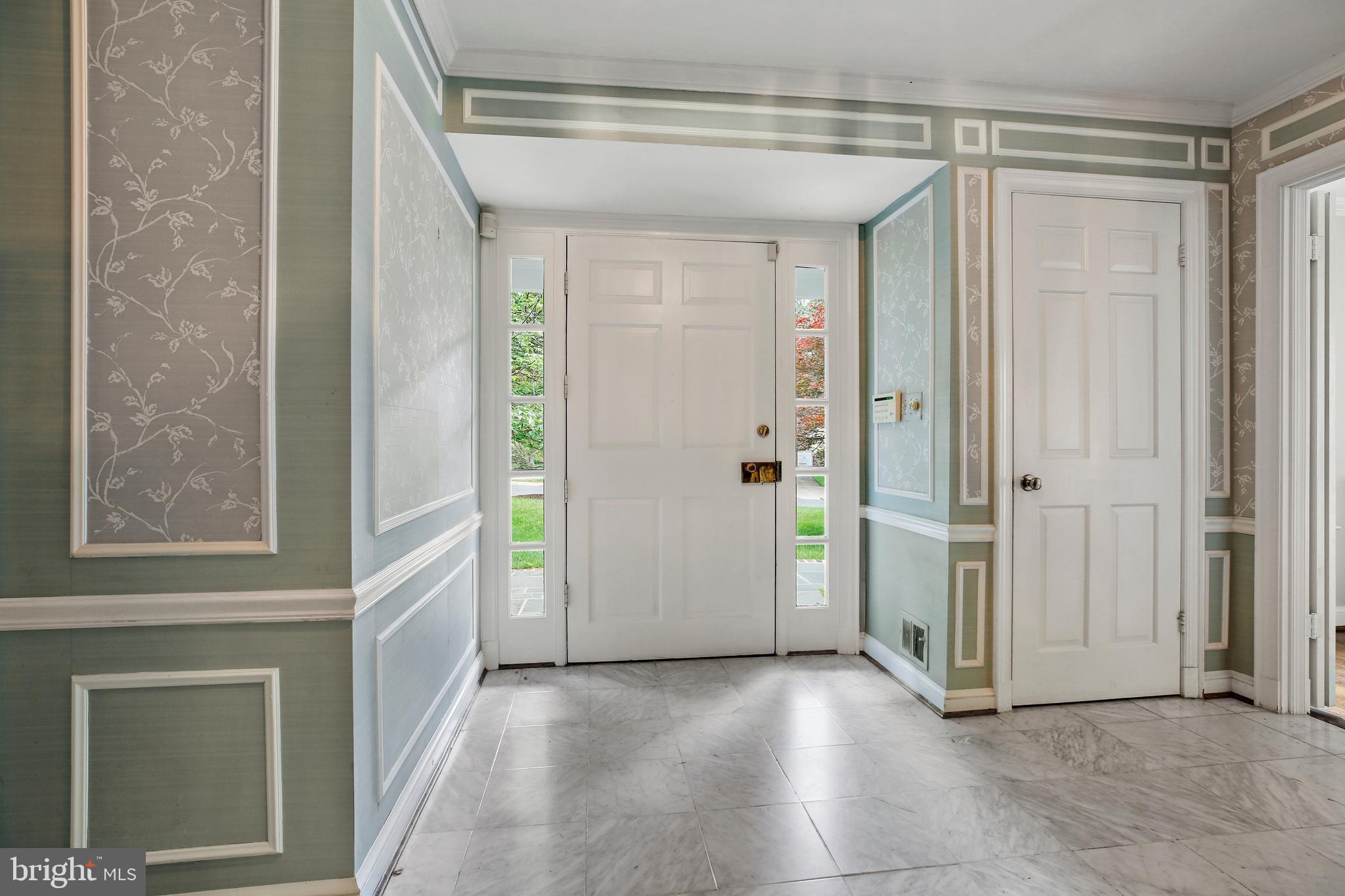 BRADLEY HILLS GROVE - Residential