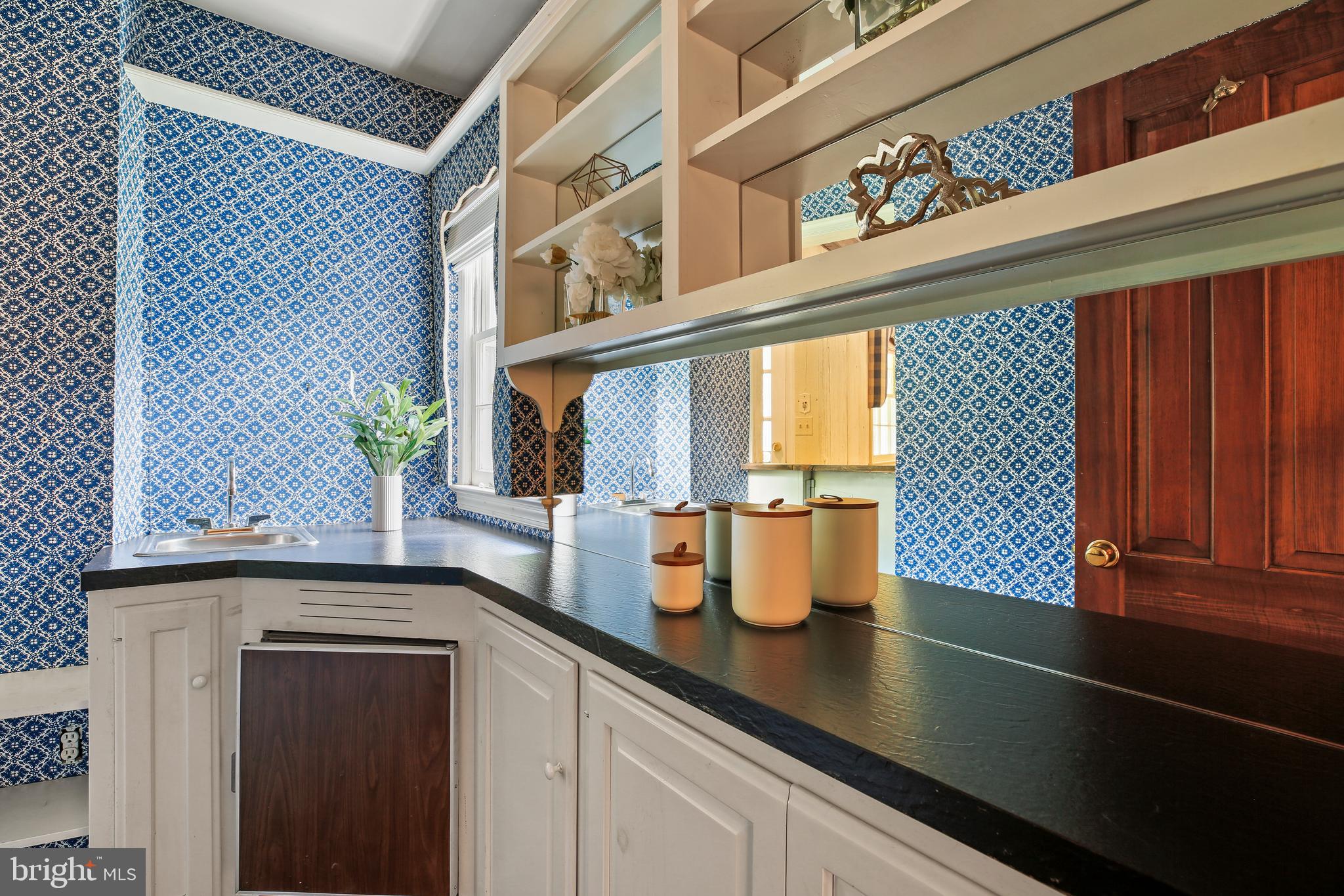 BRADLEY HILLS GROVE - Residential