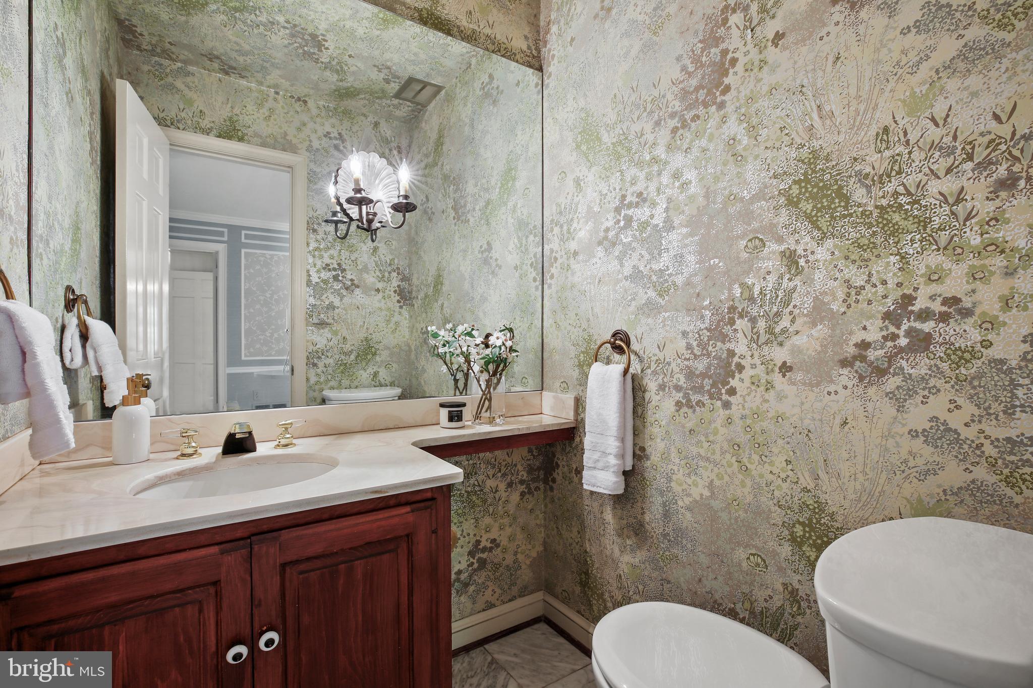 BRADLEY HILLS GROVE - Residential