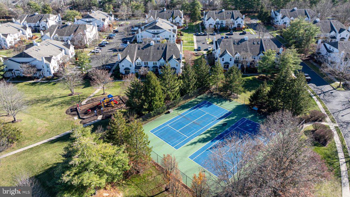 SPRUCE MILL - Residential Lease