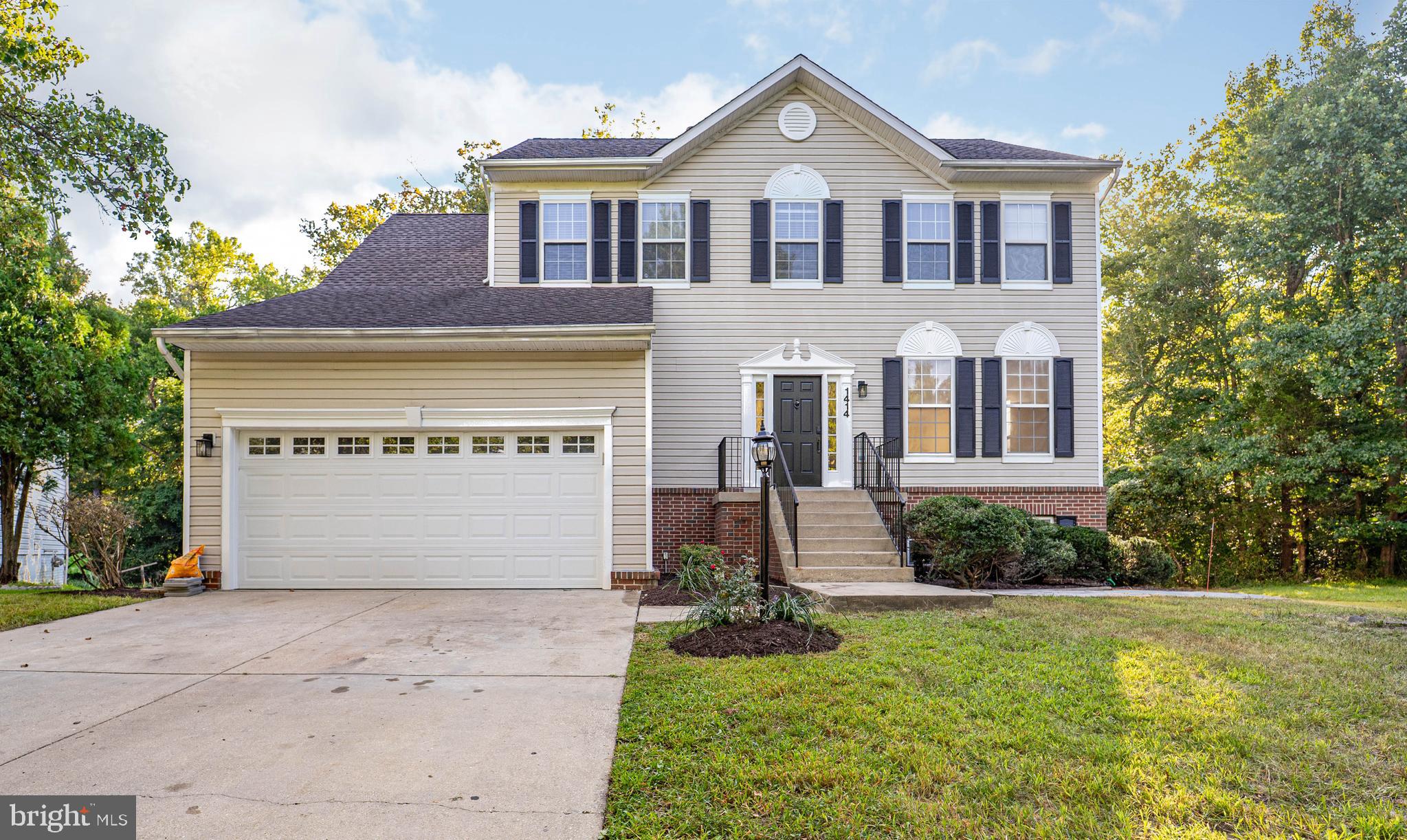 1414 CANADIEN GEESE COURT