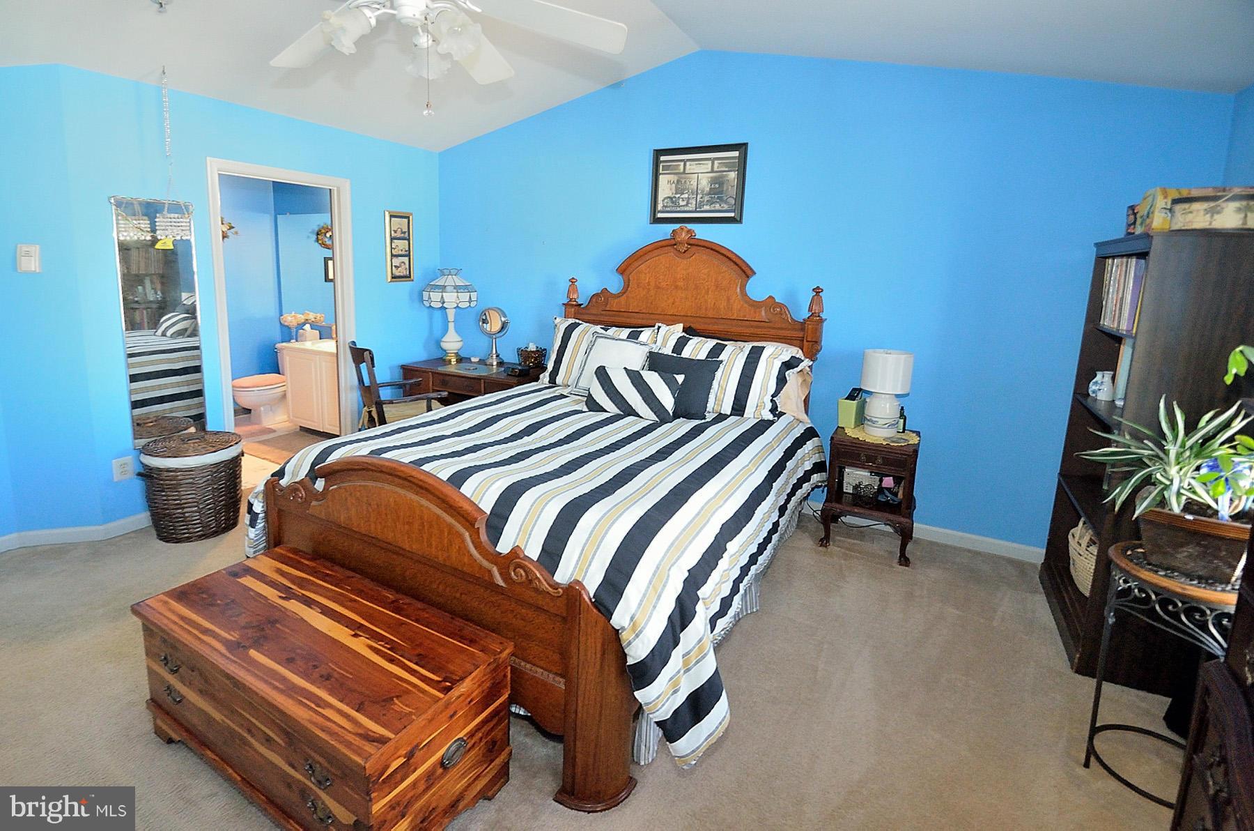 STRATFORD CONDO BULL RUN - Residential