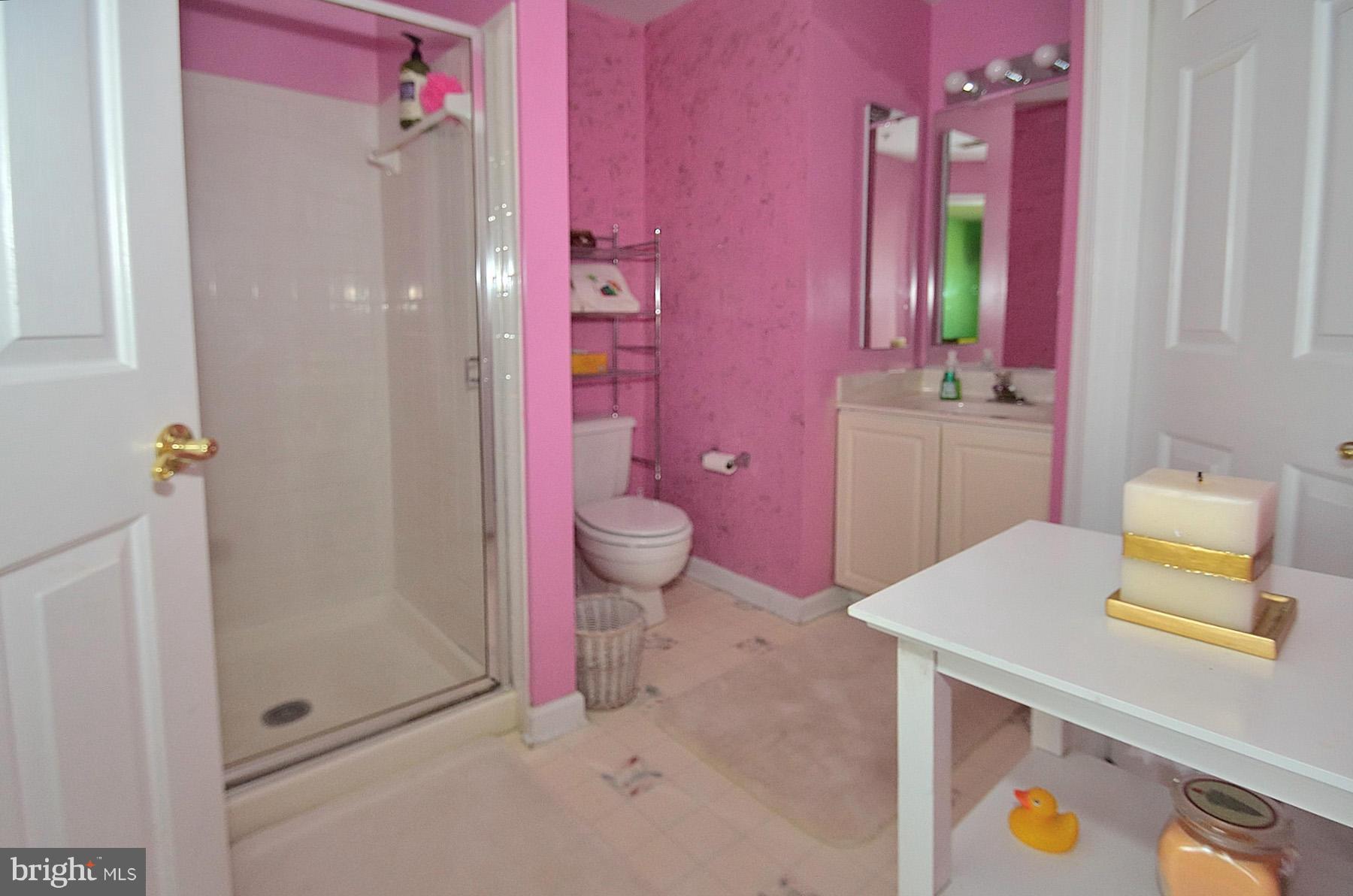 STRATFORD CONDO BULL RUN - Residential