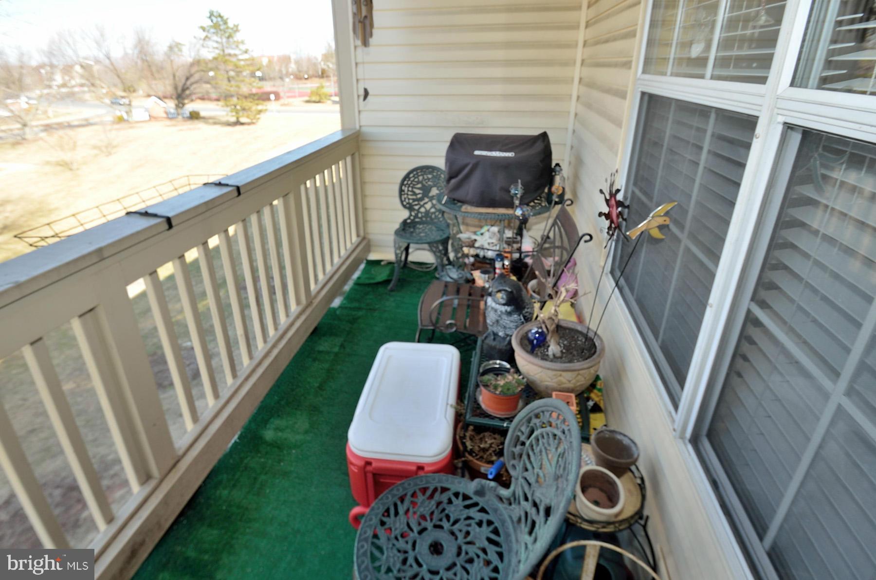 STRATFORD CONDO BULL RUN - Residential