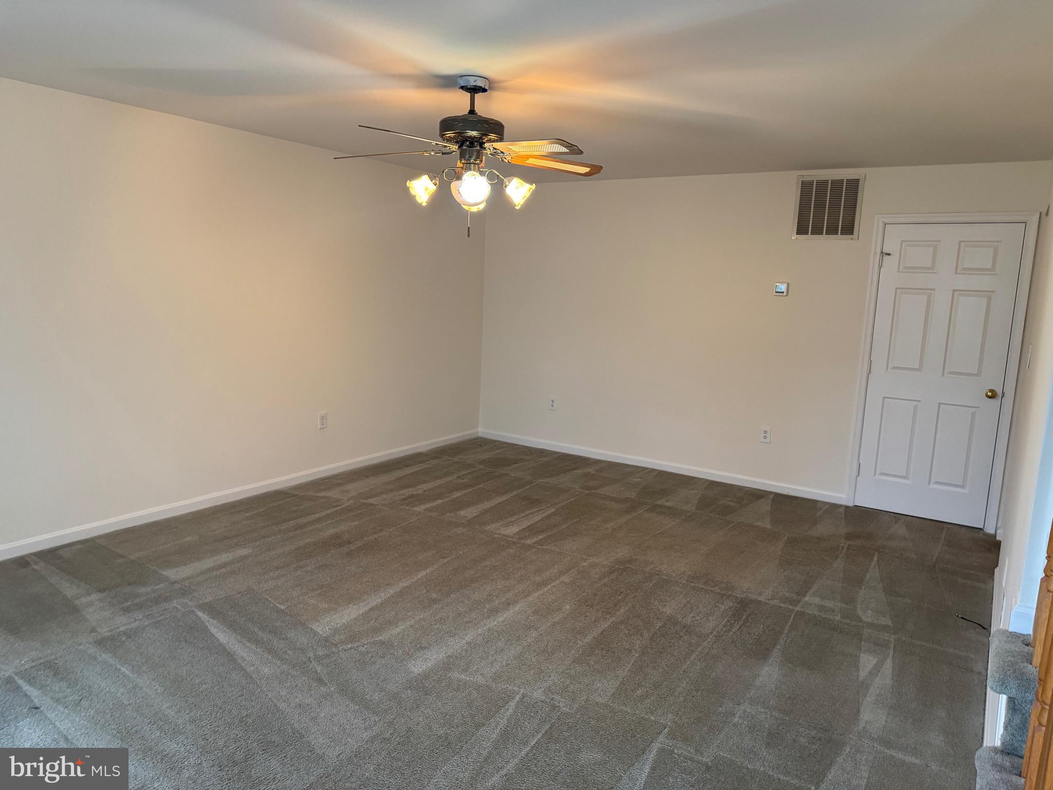 MEADFIELD - Residential