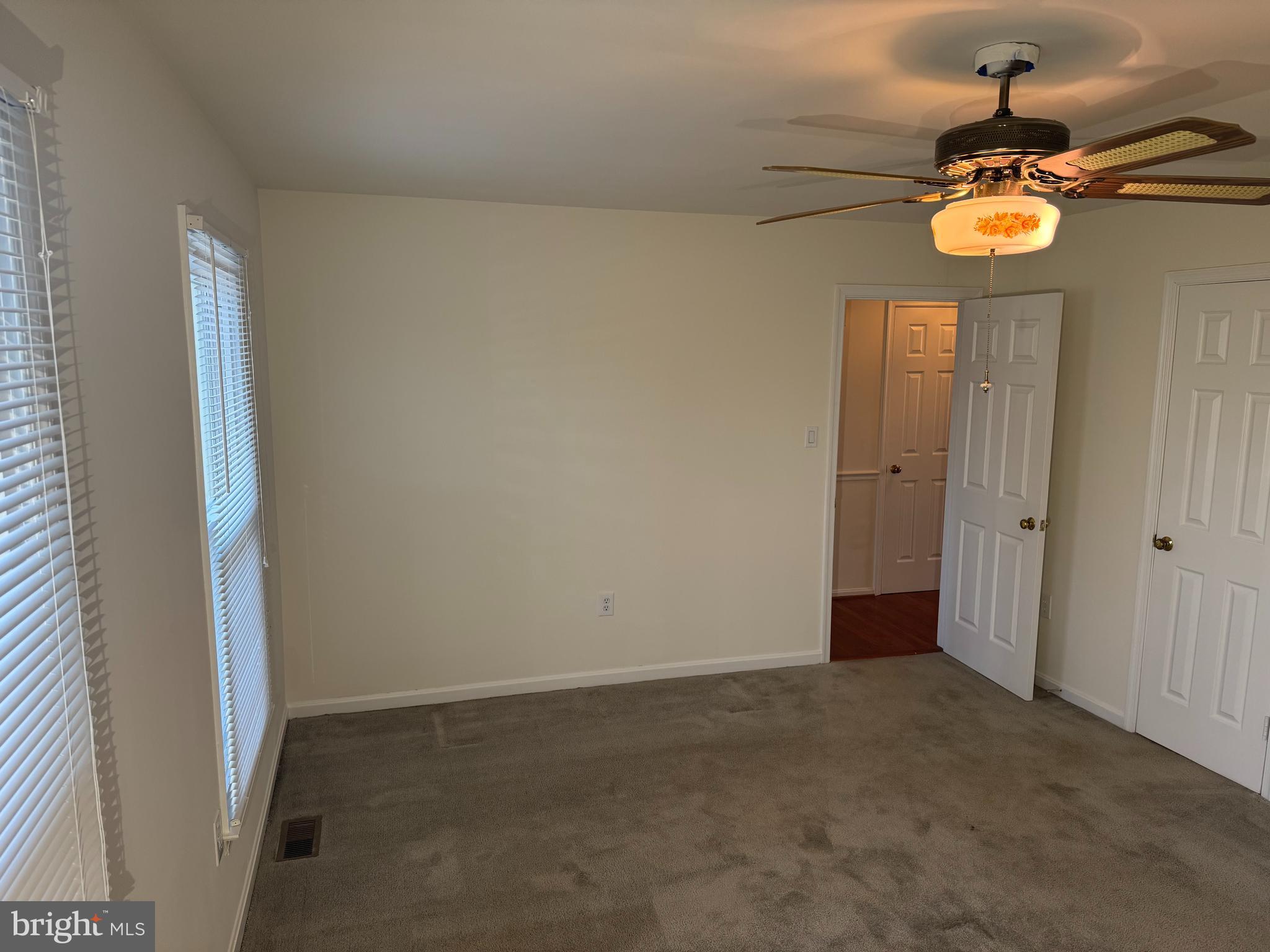 MEADFIELD - Residential