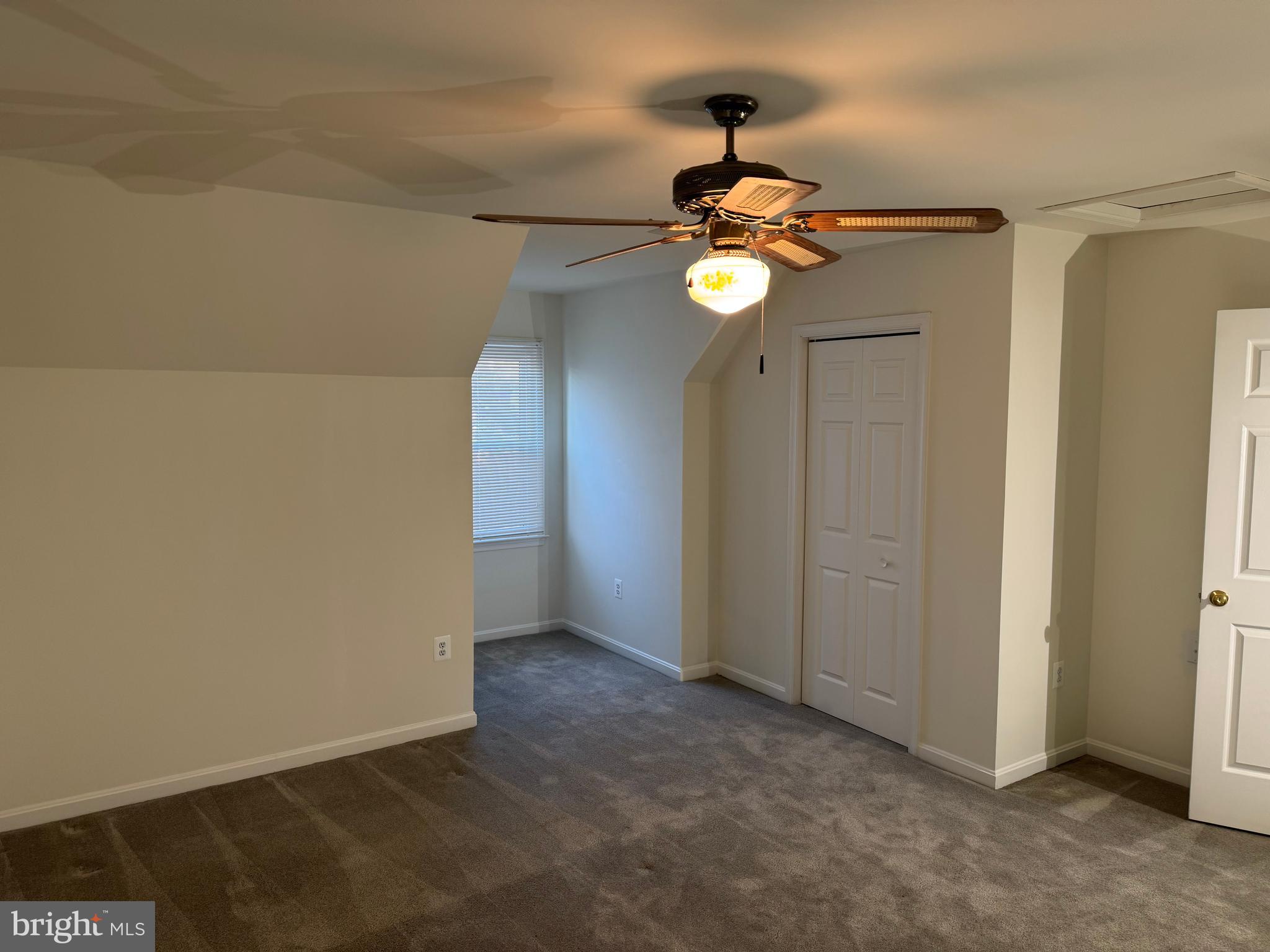 MEADFIELD - Residential