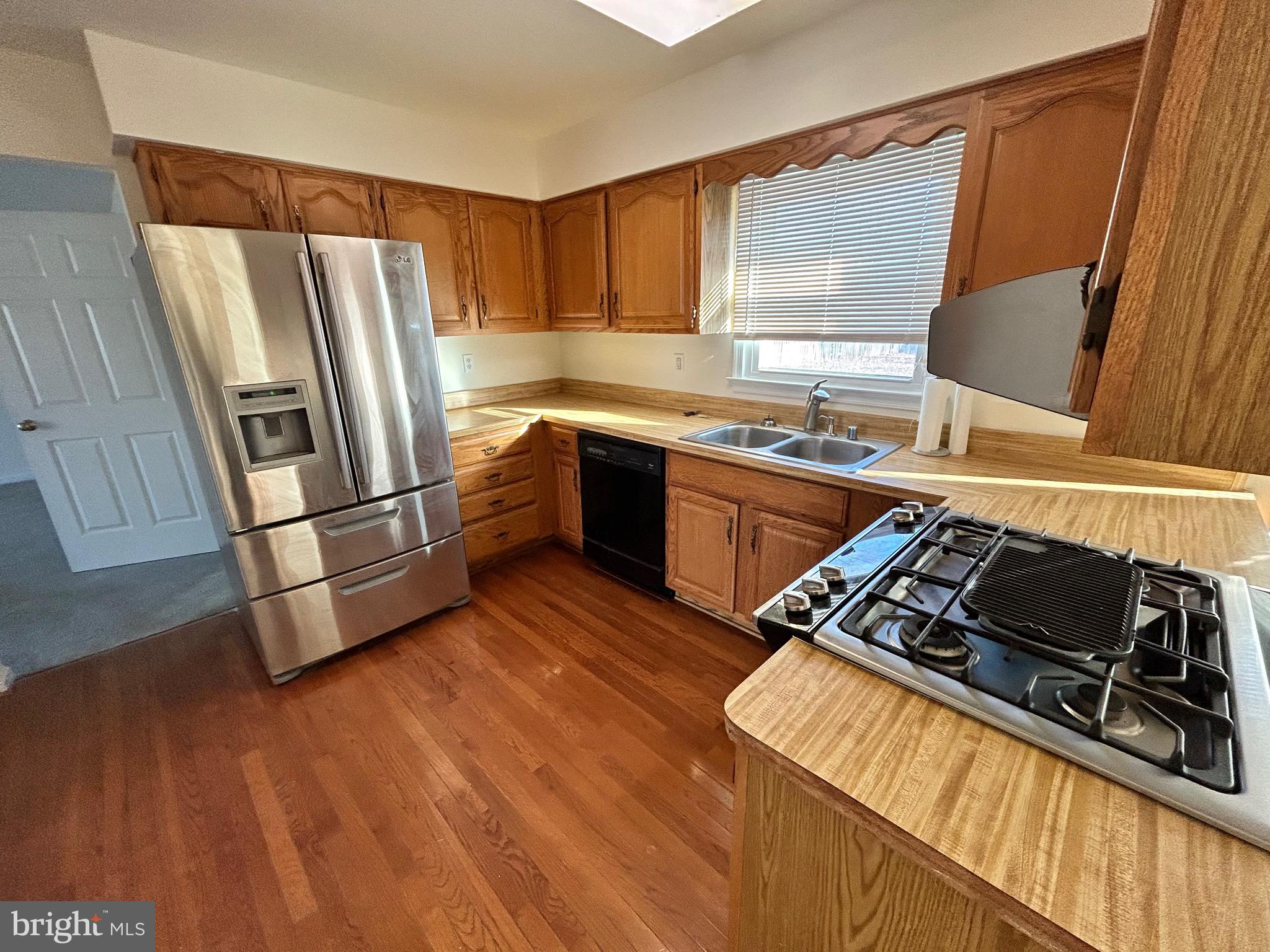 MEADFIELD - Residential