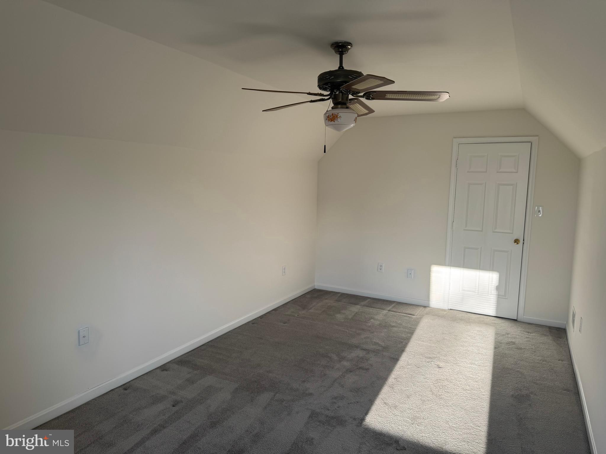 MEADFIELD - Residential